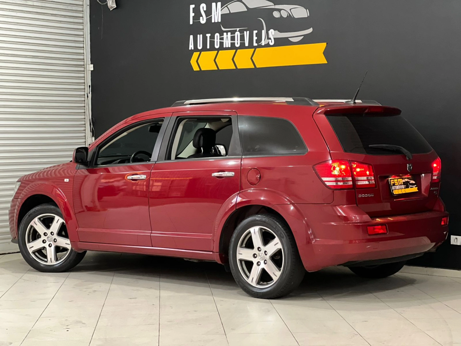 DODGE JOURNEY 2.7 RT V6 24V GASOLINA 4P AUTOMATICO