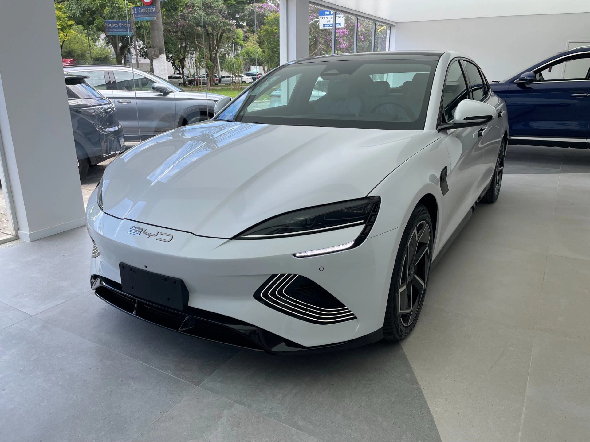 82,5 KW ELÉTRICO AWD