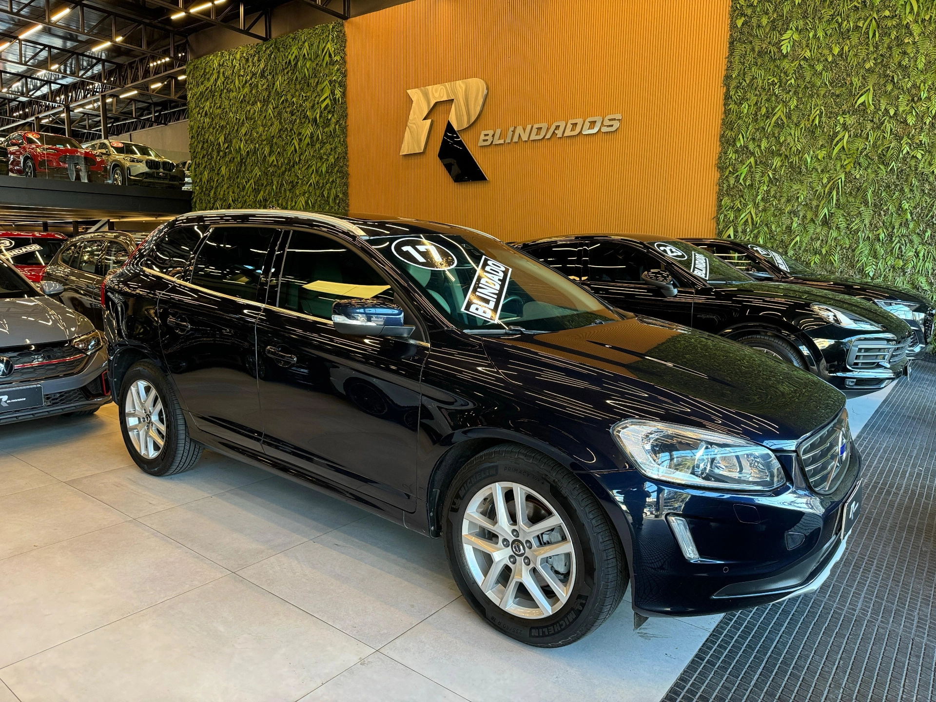 volvo XC60 2.0 T5 MOMENTUM GASOLINA 4P AUTOMÁTICO 2017