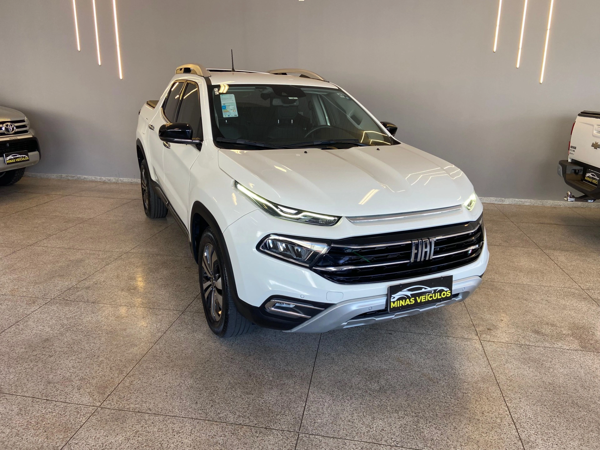 FIAT TORO 2.0 16V TURBO DIESEL VOLCANO 4WD AT9