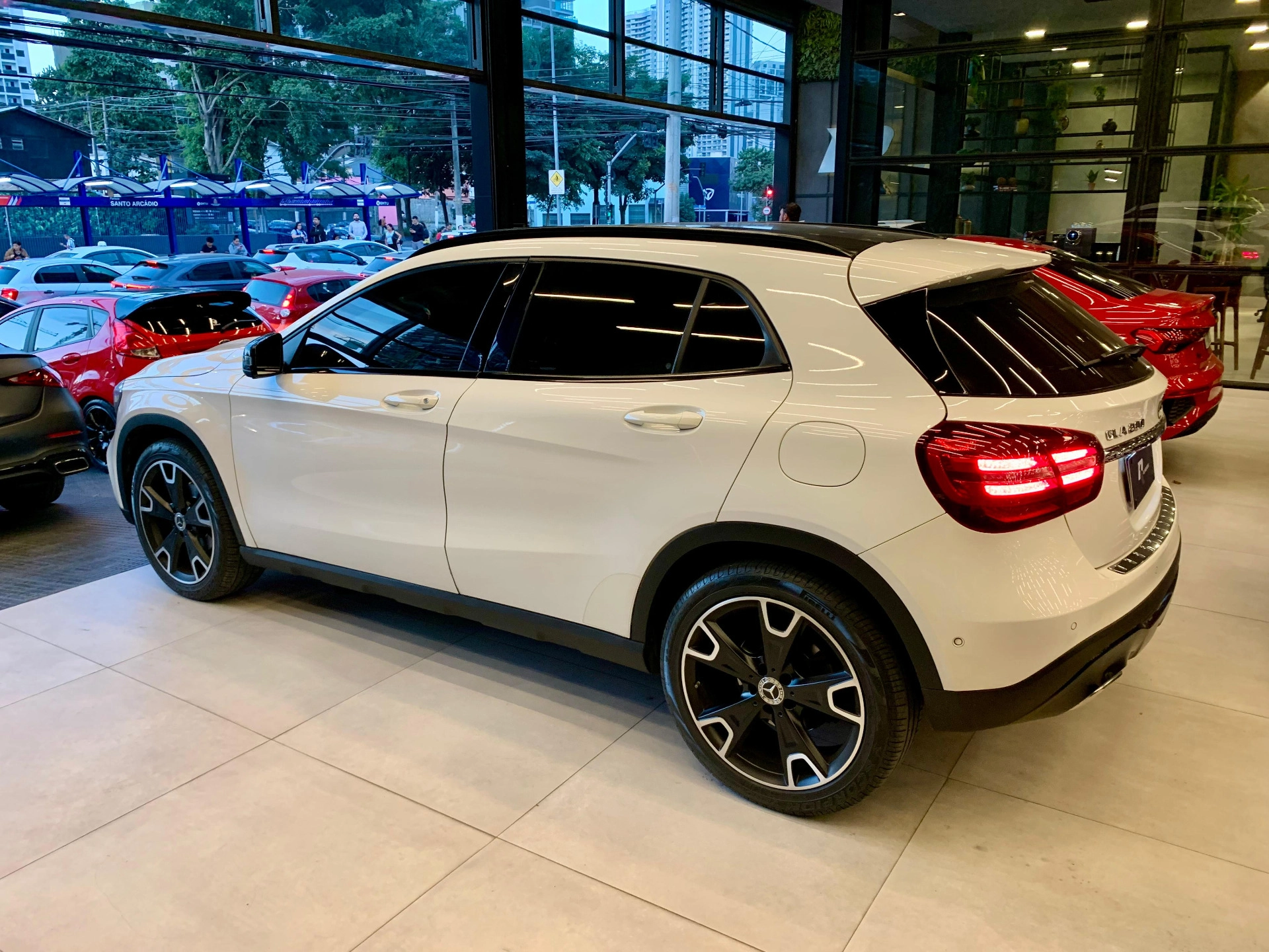 mercedes-benz GLA 200 1.6 CGI FLEX NIGHT 7G-DCT 2019