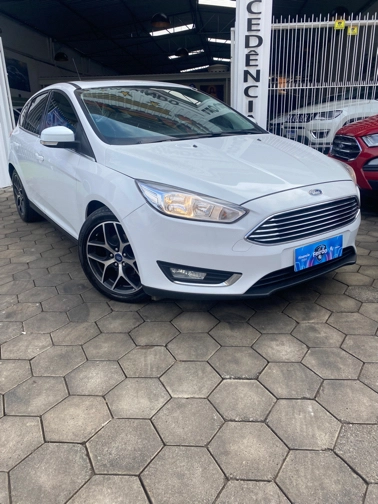 FORD FOCUS 2.0 TITANIUM 16V FLEX 4P POWERSHIFT