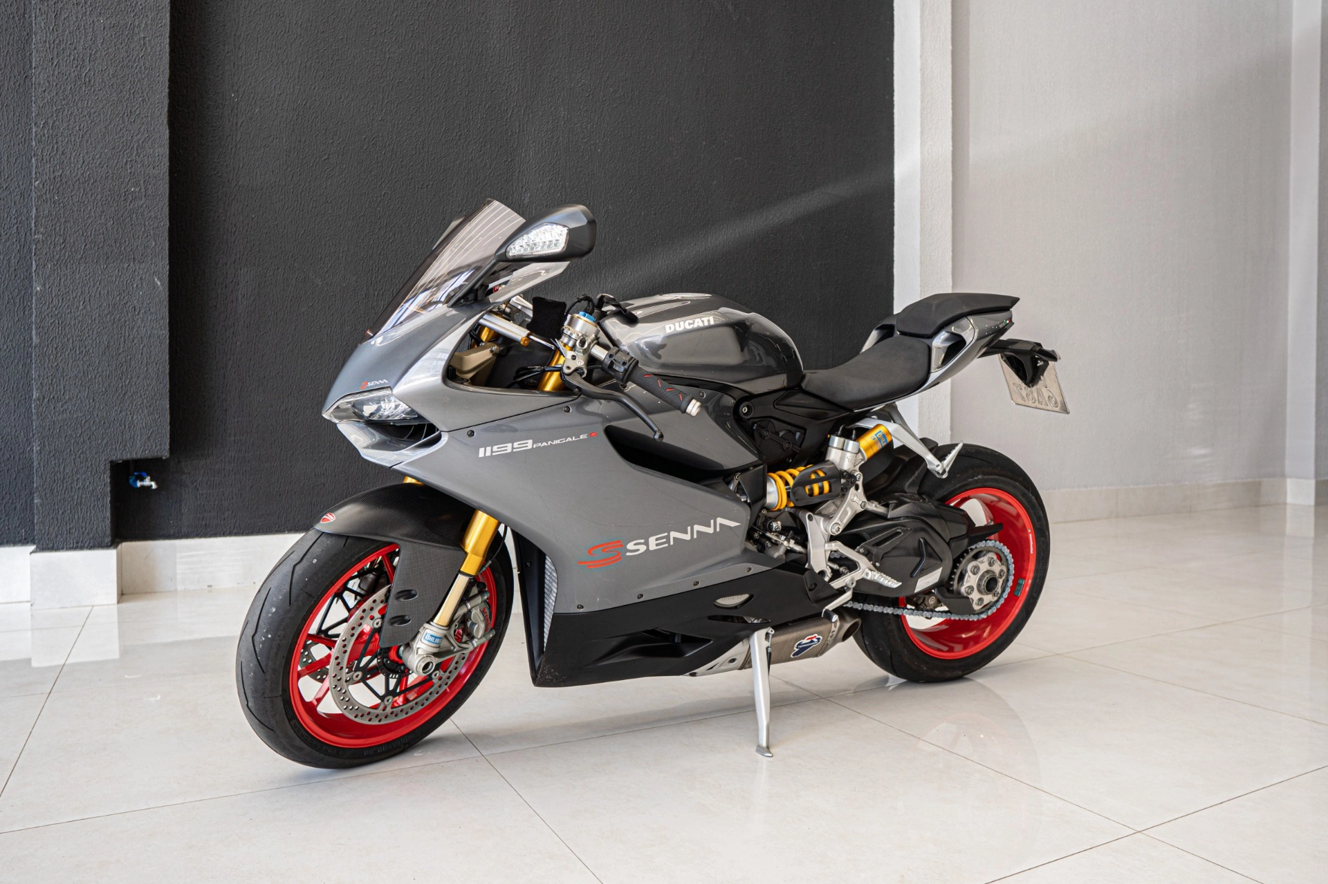 DUCATI SUPERBIKE 1199 PANIGALE S SENNA Esportiva