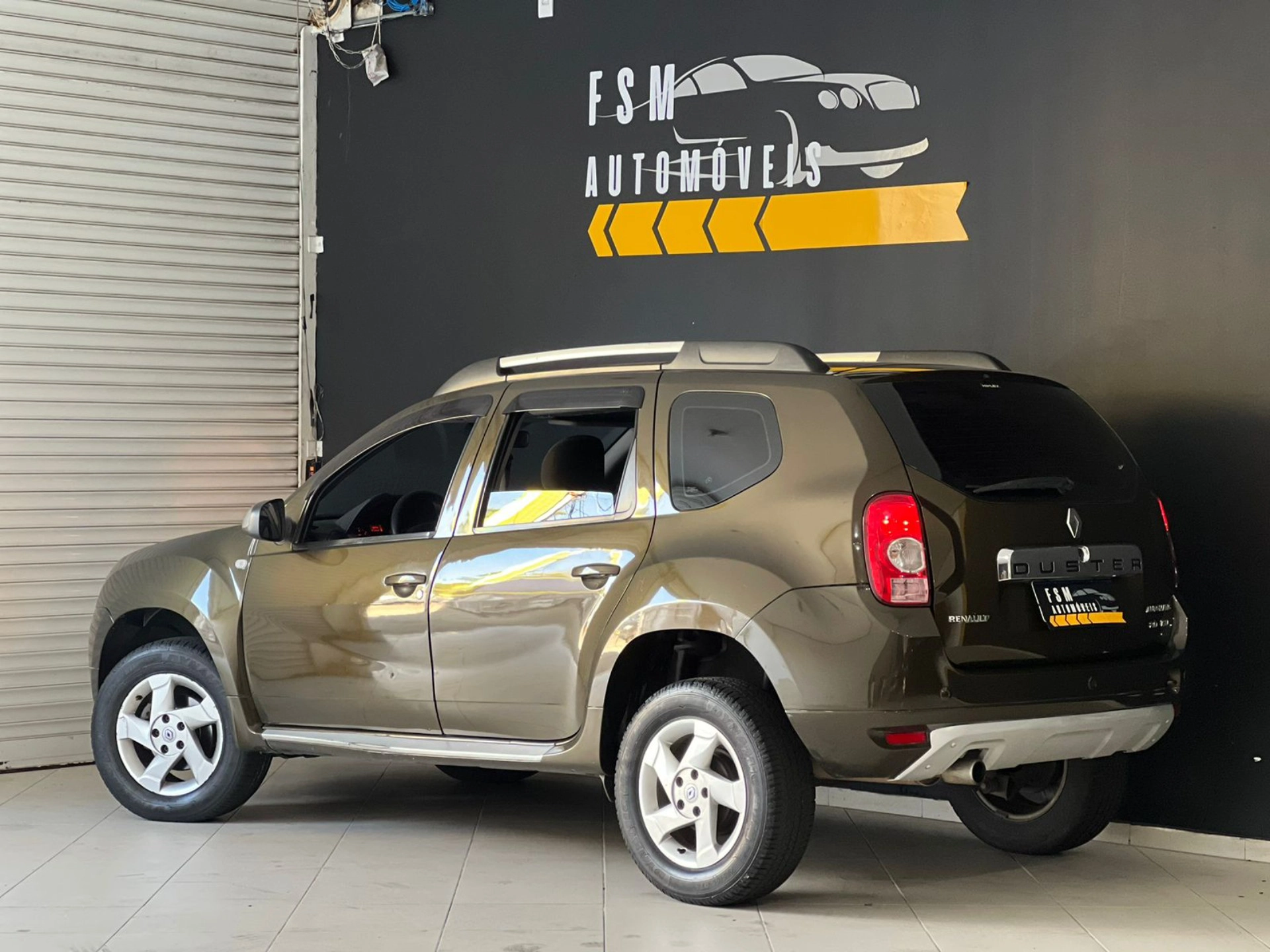 RENAULT DUSTER 2.0 DYNAMIQUE 4X2 16V FLEX 4P AUTOMÁTICO