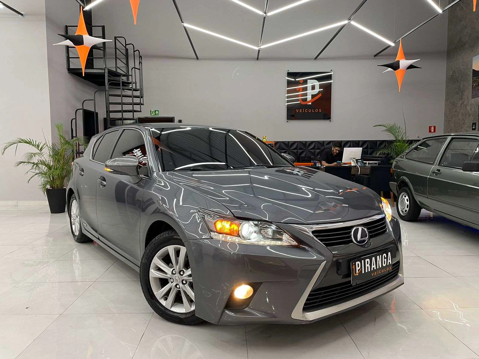 LEXUS CT200H 1.8 16V HÍBRIDO 4P AUTOMÁTICO