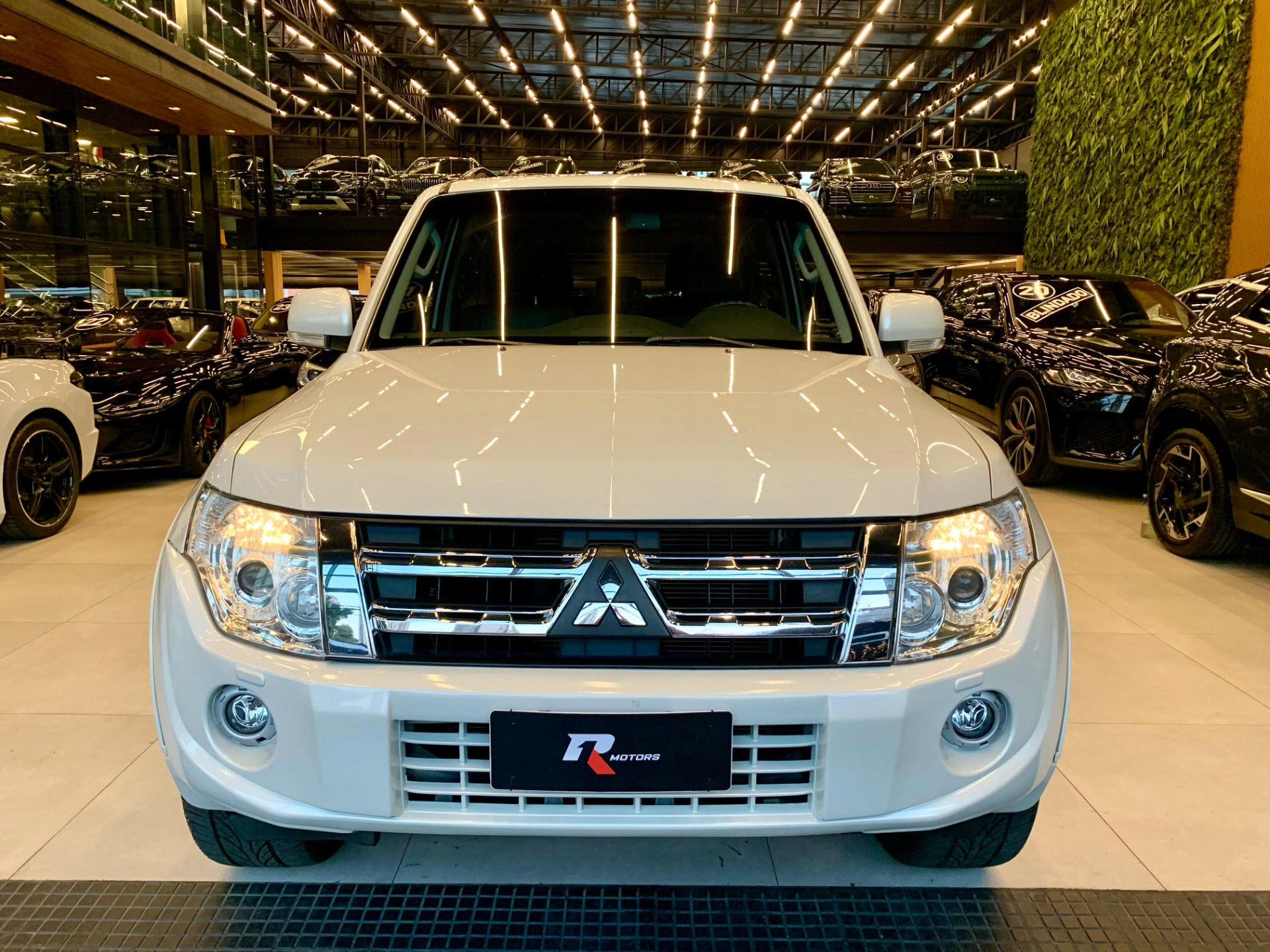 mitsubishi PAJERO FULL 3.8 HPE 4X4 V6 24V GASOLINA 2P AUTOMÁTICO 2013