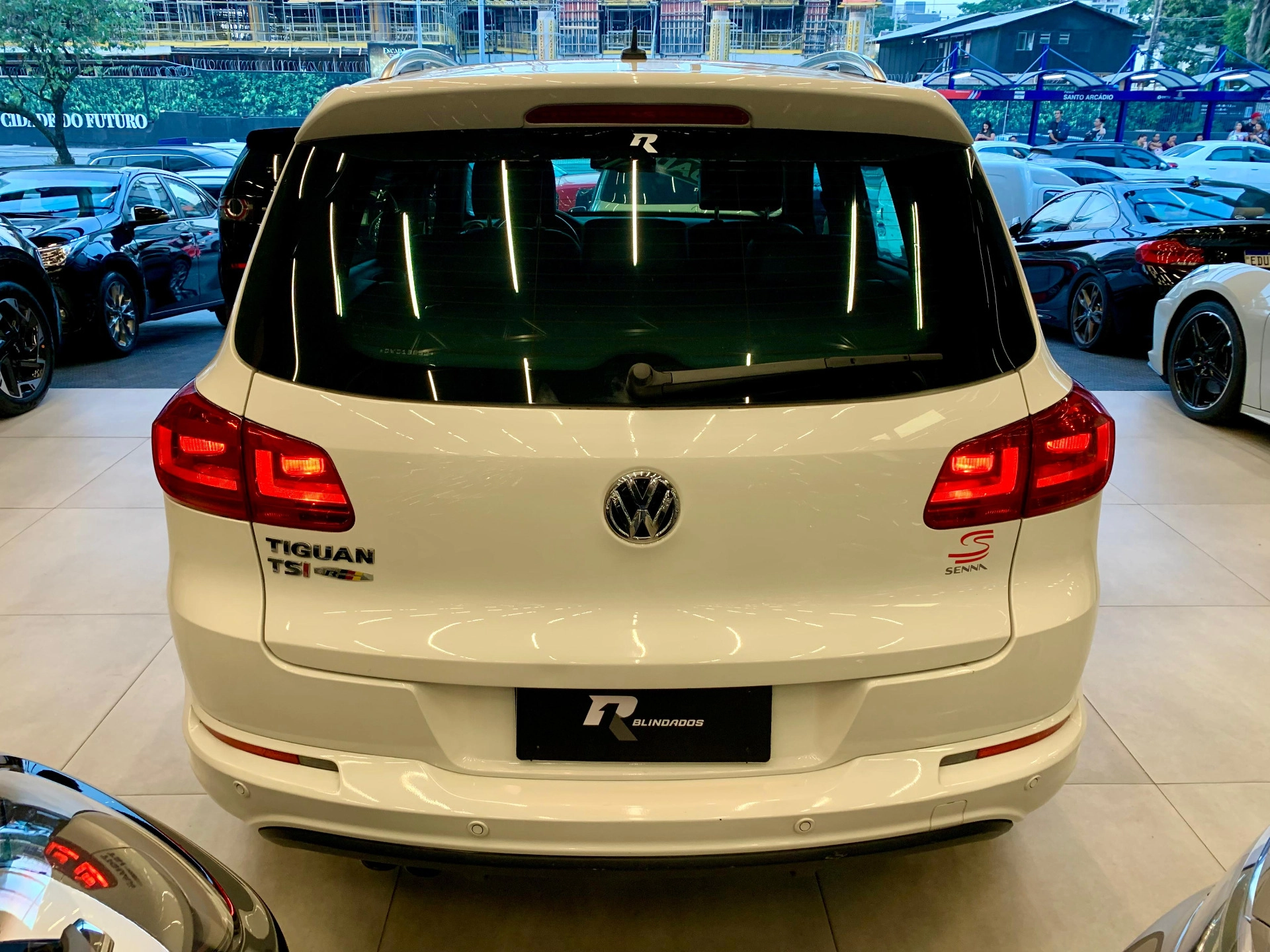 volkswagen TIGUAN 2.0 TSI R-LINE 16V TURBO GASOLINA 4P TIPTRONIC 2013