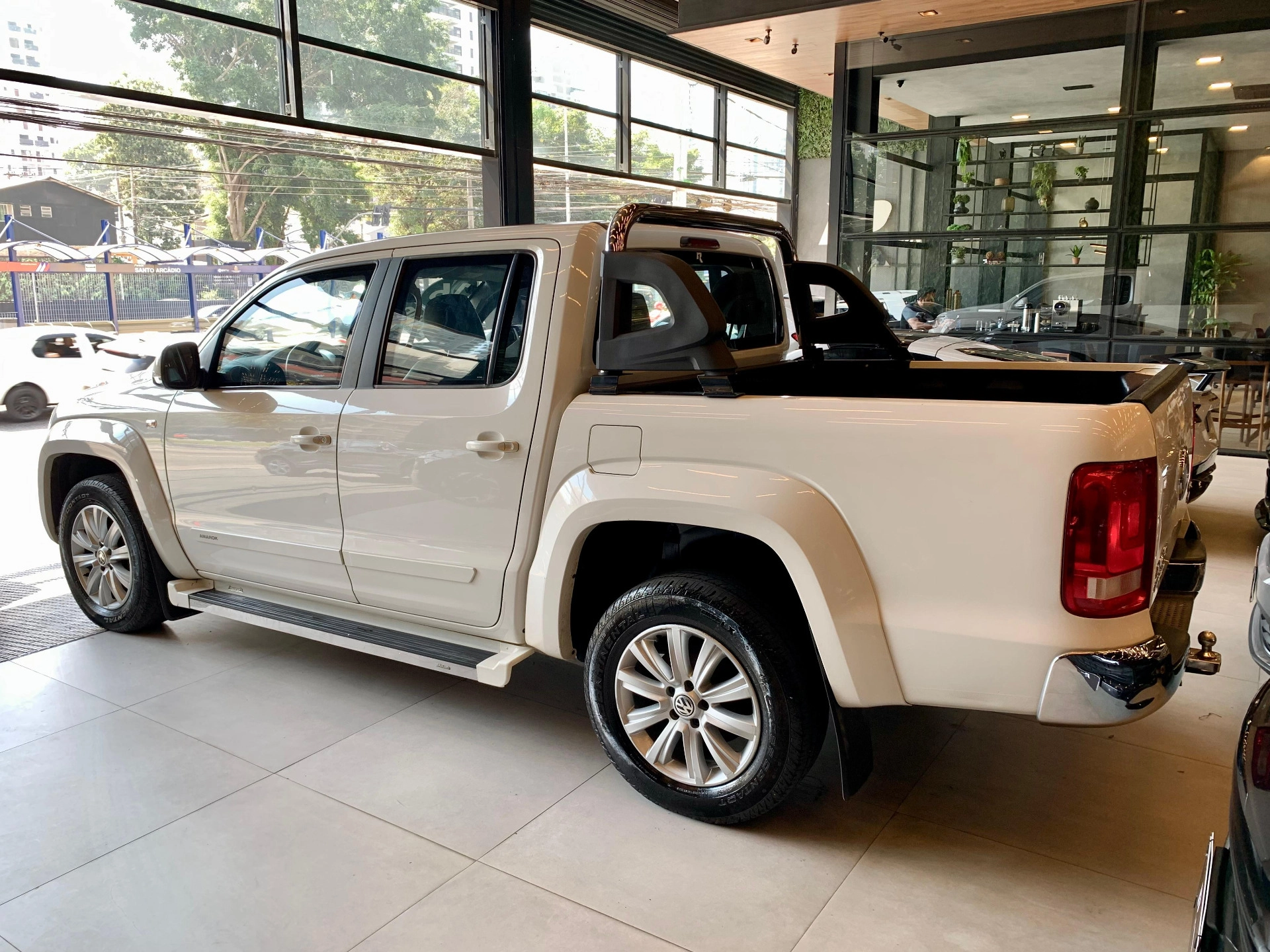 volkswagen AMAROK 2.0 HIGHLINE 4X4 CD 16V TURBO INTERCOOLER DIESEL 4P AUTOMÁTICO 2016