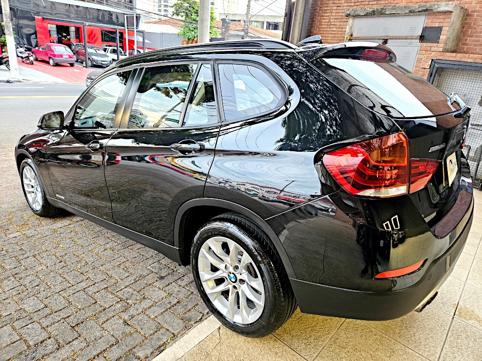 bmw X1 2.0 16V TURBO ACTIVEFLEX SDRIVE20I 4P AUTOMÁTICO 2015