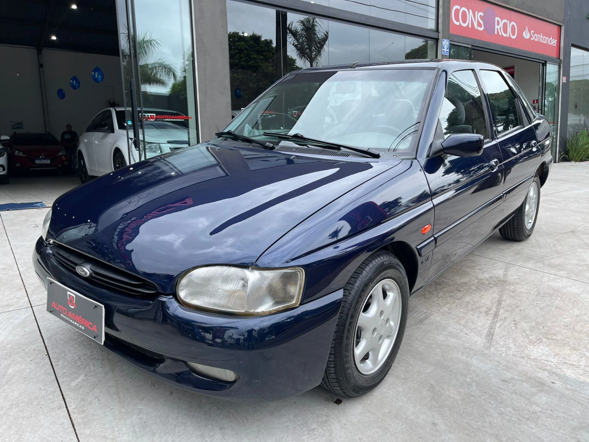 FORD ESCORT 1.8 MPI GLX 16V GASOLINA 4P MANUAL