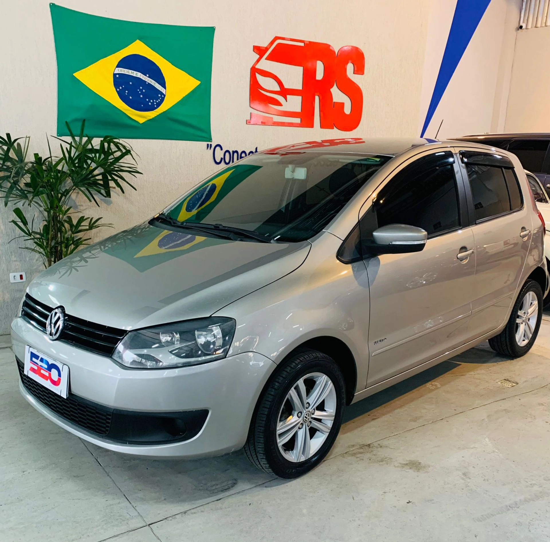 VOLKSWAGEN FOX 1.0 MI TREND 8V FLEX 4P MANUAL