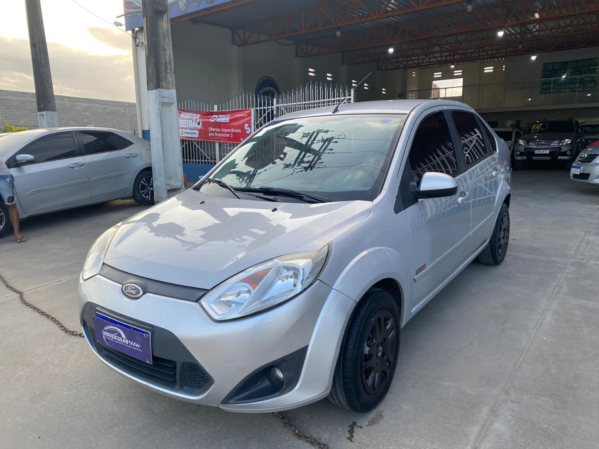 FORD FIESTA 1.6 ROCAM SEDAN 8V FLEX 4P MANUAL