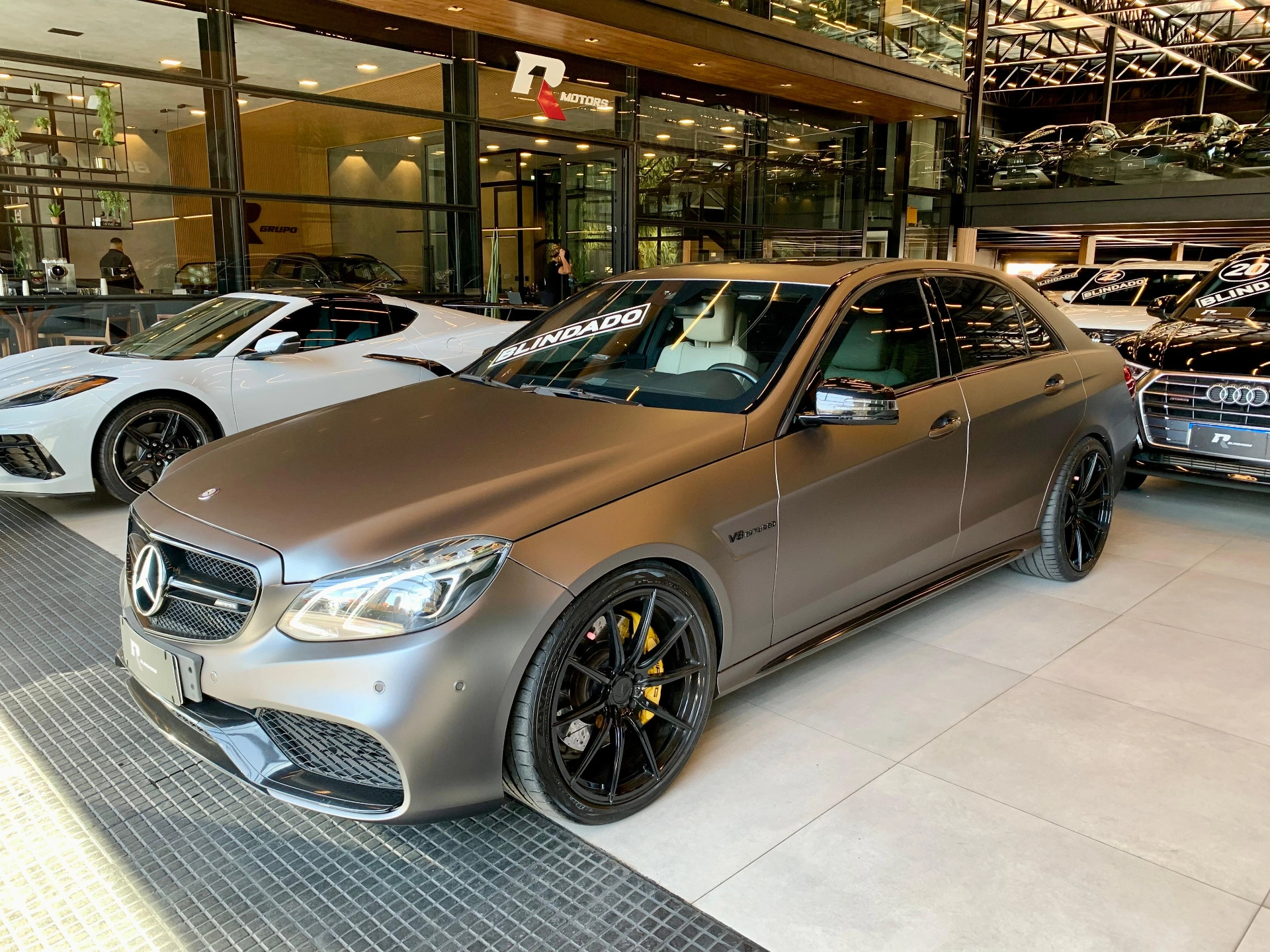 mercedes-benz E 63 AMG 5.5 V8 32V BI-TURBO GASOLINA 4P AUTOMÁTICO 2016