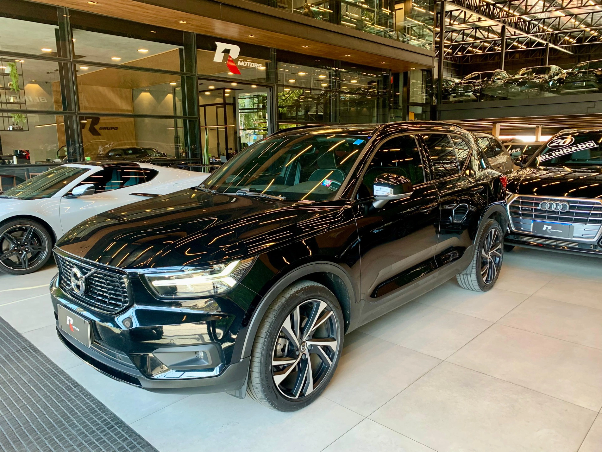 volvo XC40 2.0 T5 GASOLINA R-DESIGN AWD GEARTRONIC 2018