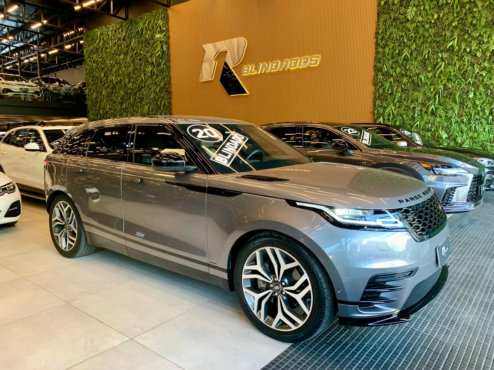 land rover RANGE ROVER VELAR 2.0 P300 GASOLINA R-DYNAMIC SE AUTOMÁTICO 2020