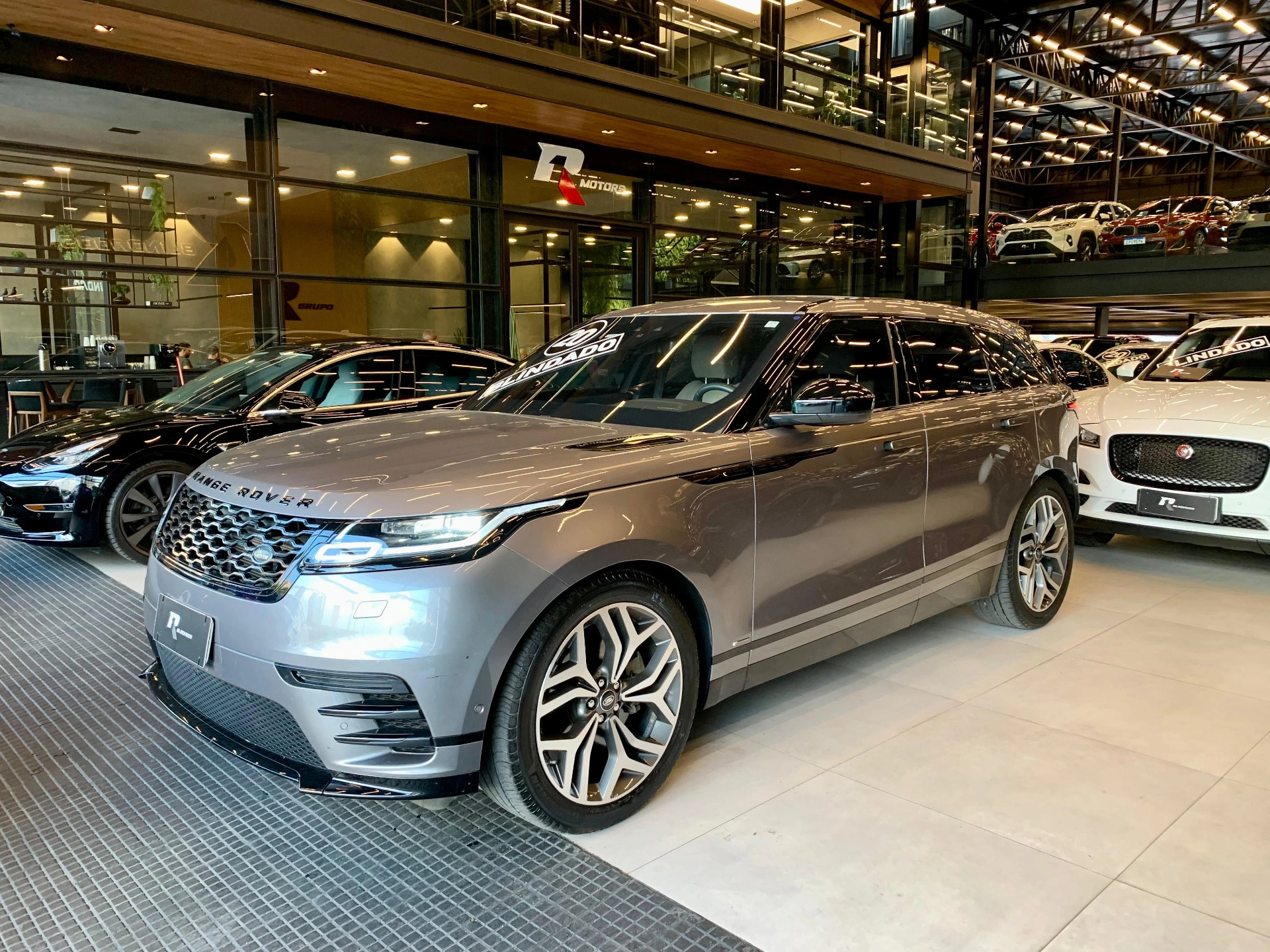 land rover RANGE ROVER VELAR 2.0 P300 GASOLINA R-DYNAMIC SE AUTOMÁTICO 2020