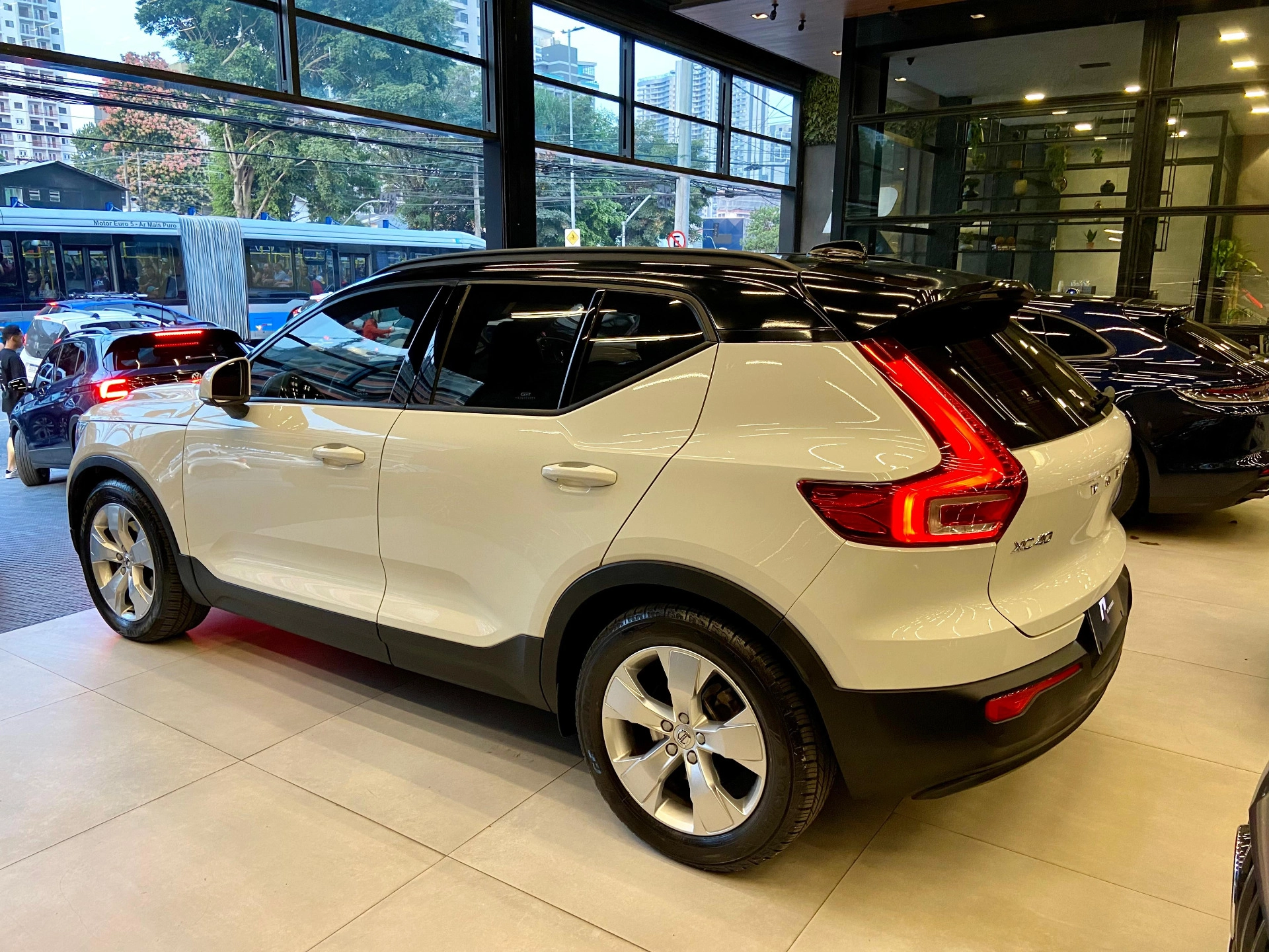 volvo XC40 2.0 T4 GASOLINA GEARTRONIC 2019