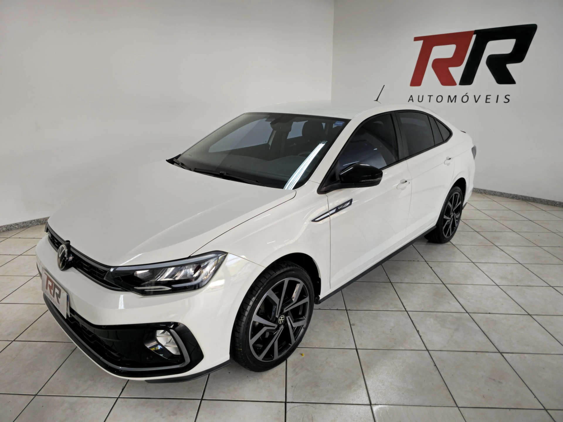 VOLKSWAGEN VIRTUS 1.4 250 TSI EXCLUSIVE AUTOMÁTICO