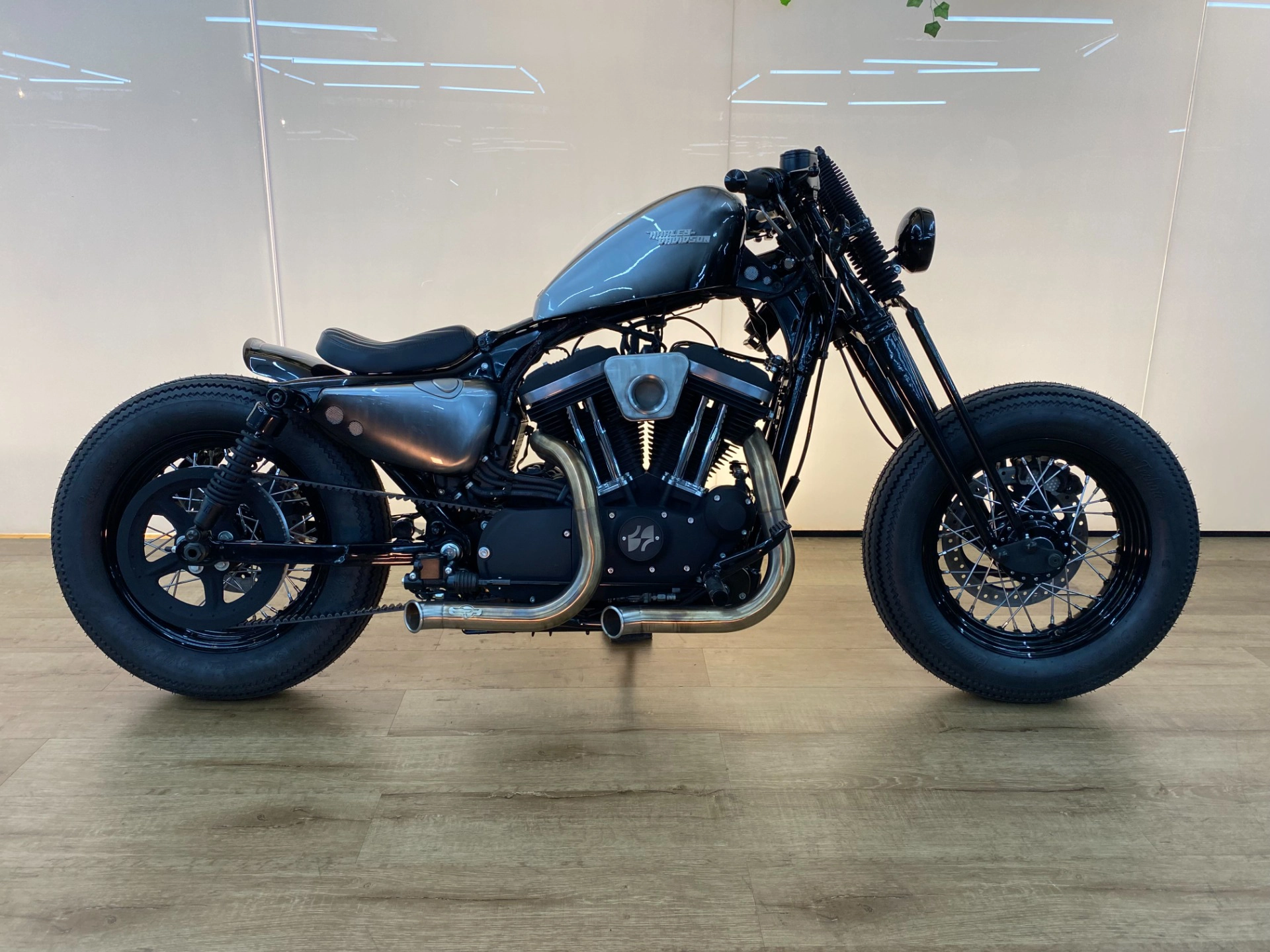 HARLEY-DAVIDSON SPORTSTER FORTY-EIGHT Custom