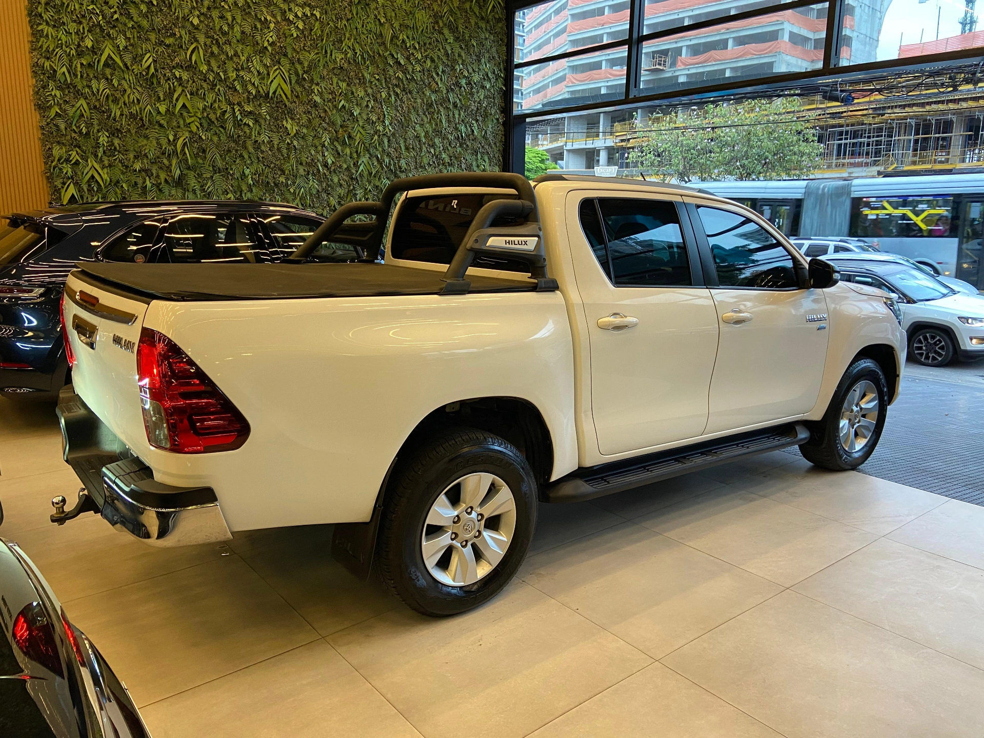 toyota HILUX 2.7 SR 4X2 CD 16V FLEX 4P AUTOMÁTICO 2017