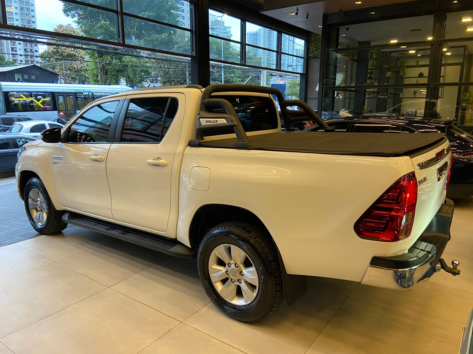 toyota HILUX 2.7 SR 4X2 CD 16V FLEX 4P AUTOMÁTICO 2017