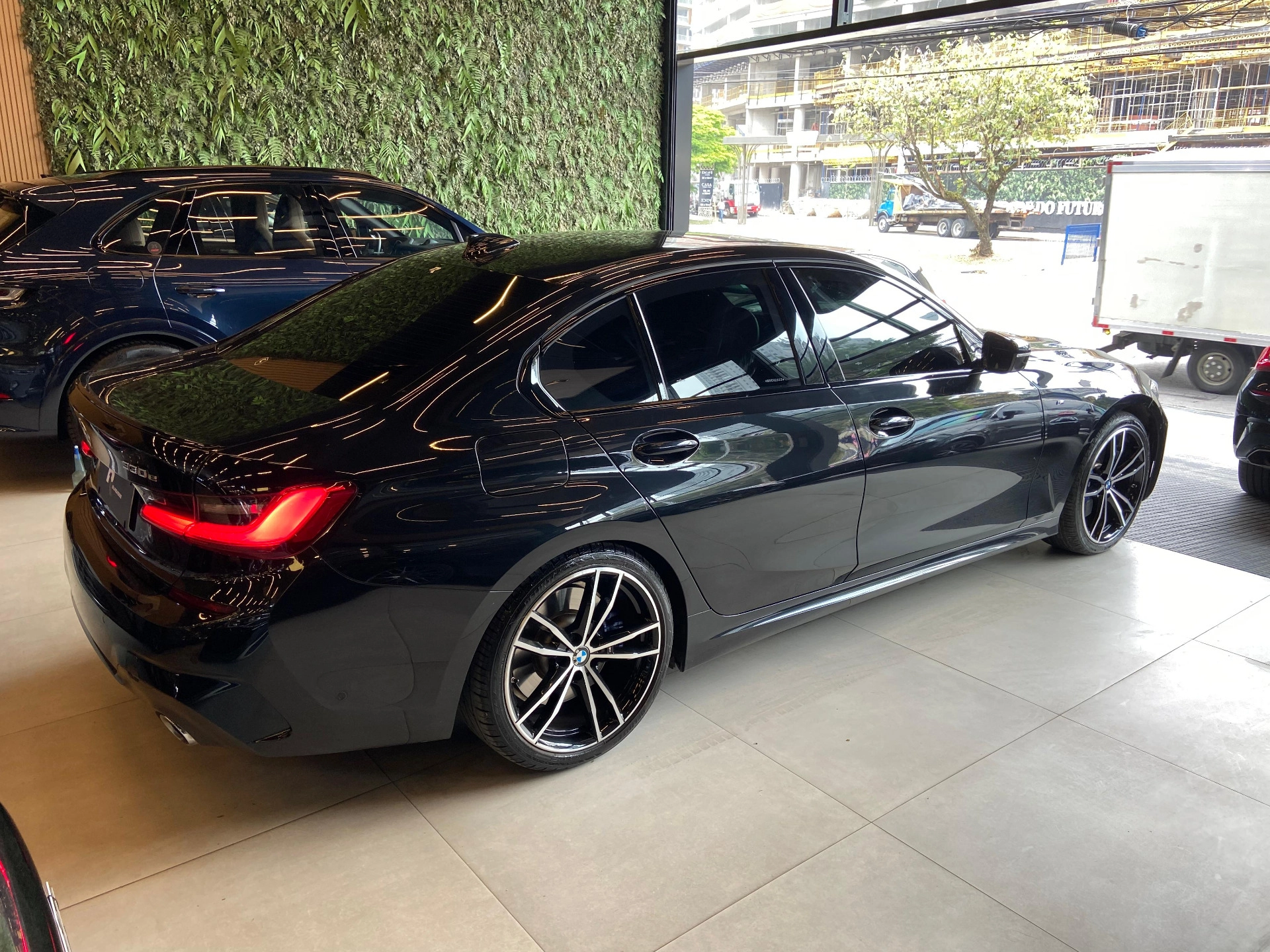 bmw 330E 2.0 16V TURBO HÍBRIDO M SPORT AUTOMÁTICO 2022