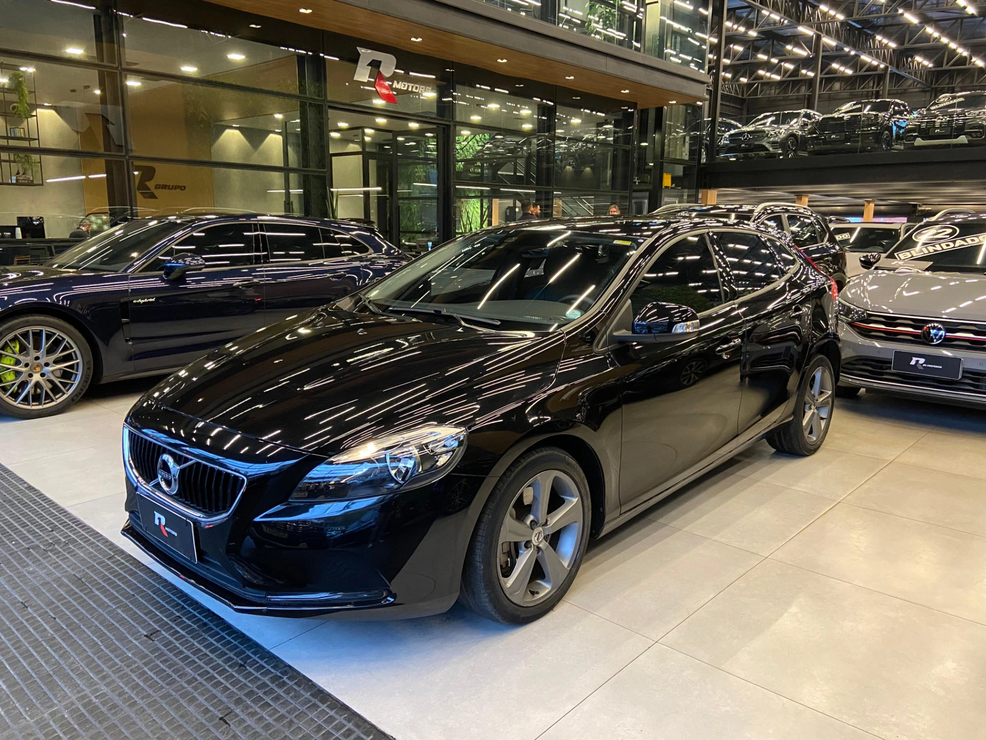 volvo V40 2.0 T4 KINETIC GASOLINA 4P AUTOMÁTICO 2019