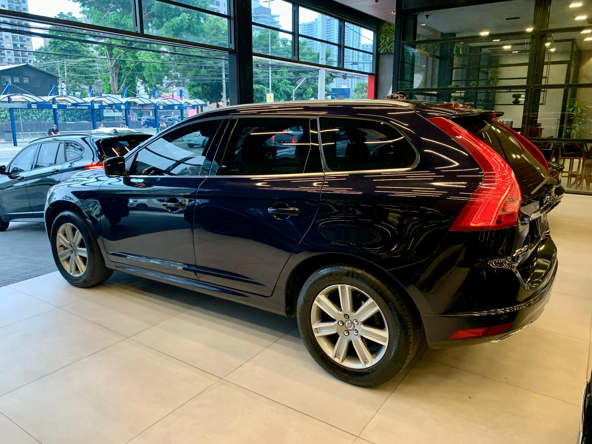 volvo XC60 2.0 T5 KINETIC GASOLINA 4P AUTOMÁTICO 2017