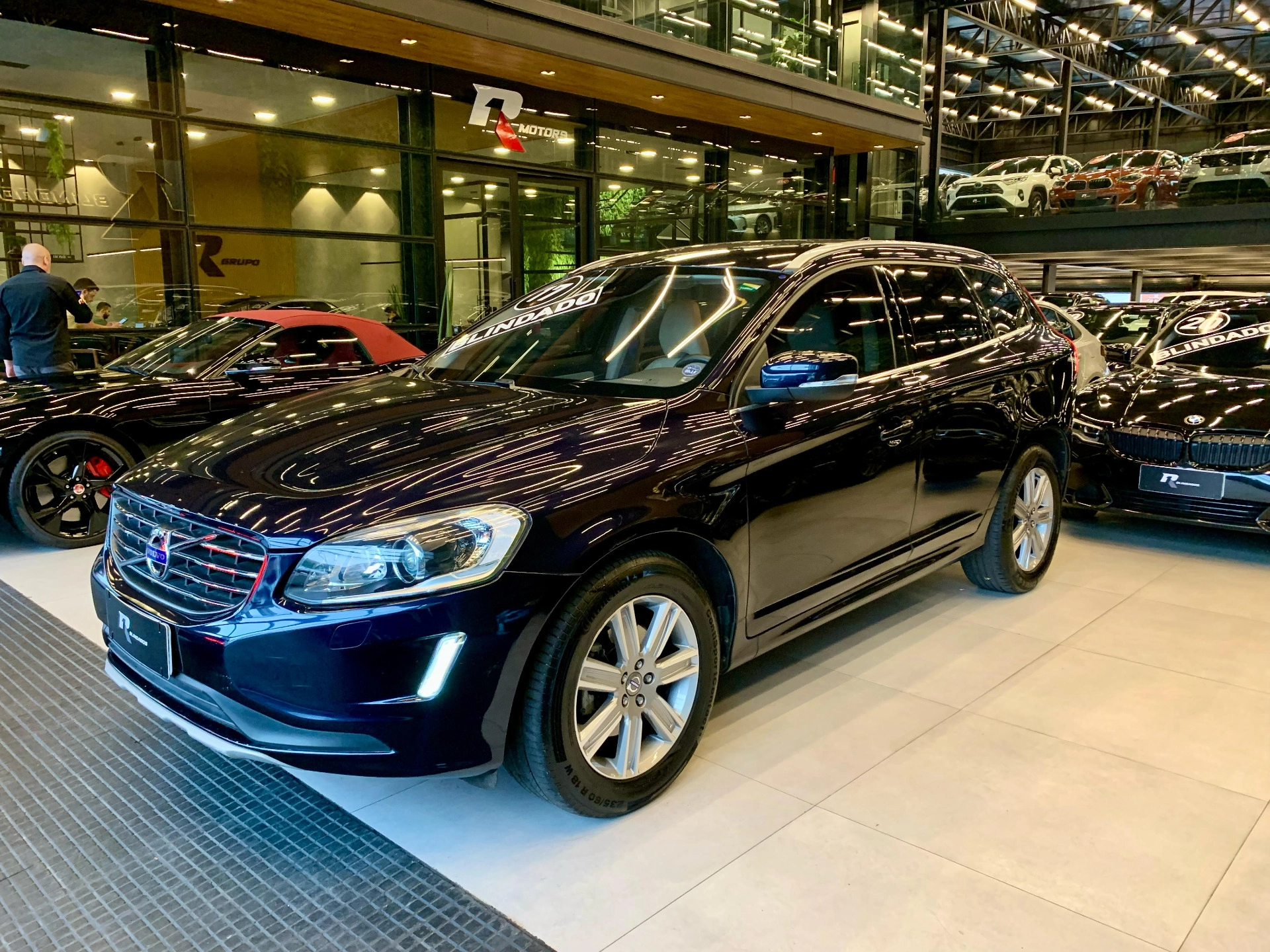 volvo XC60 2.0 T5 KINETIC GASOLINA 4P AUTOMÁTICO 2017