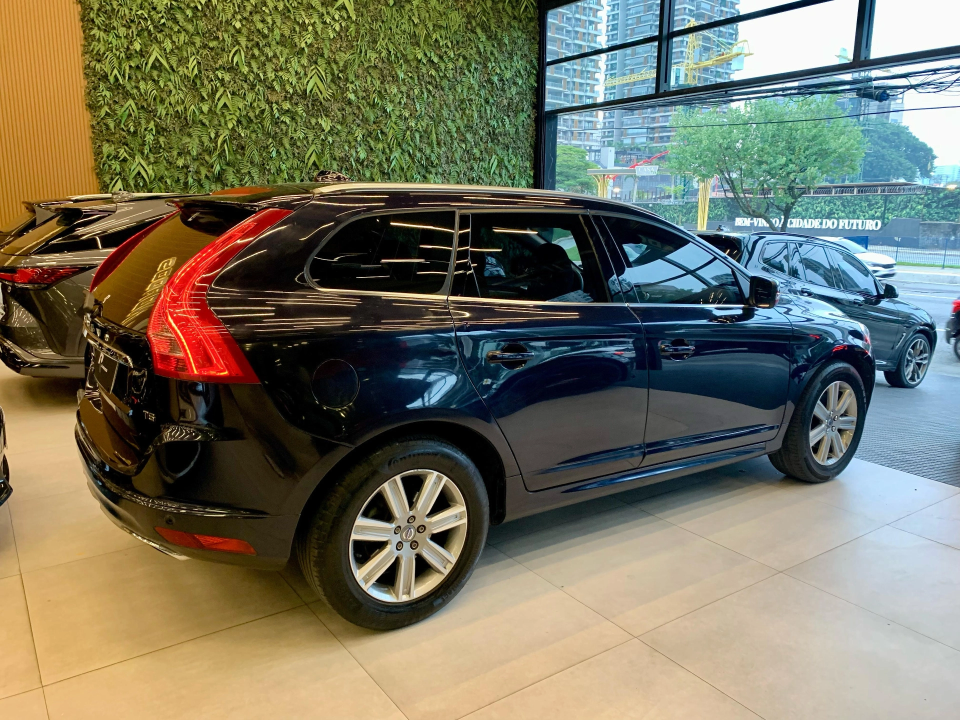 volvo XC60 2.0 T5 KINETIC GASOLINA 4P AUTOMÁTICO 2017