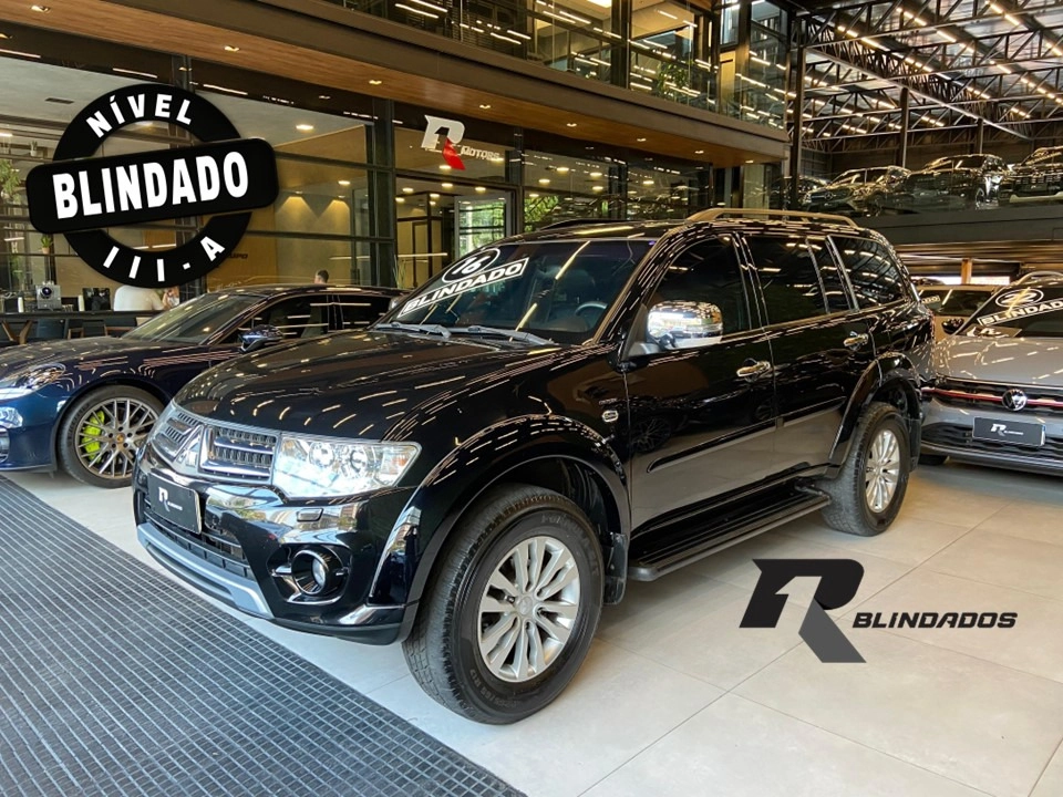 mitsubishi PAJERO 3.5 HPE 4X4 7 LUGARES V6 24V FLEX 4P AUTOMÁTICO 2016