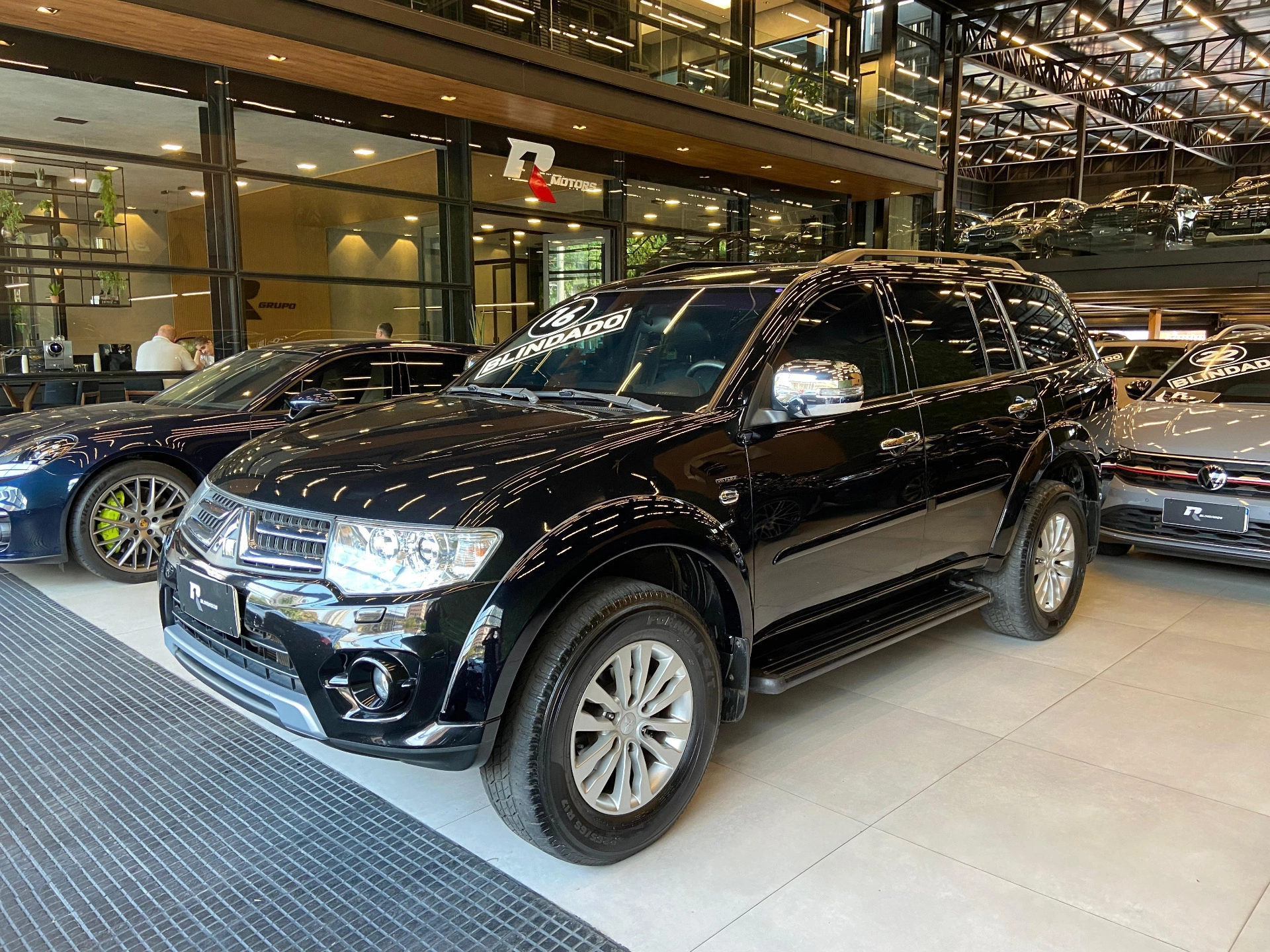 mitsubishi PAJERO 3.5 HPE 4X4 7 LUGARES V6 24V FLEX 4P AUTOMÁTICO 2016