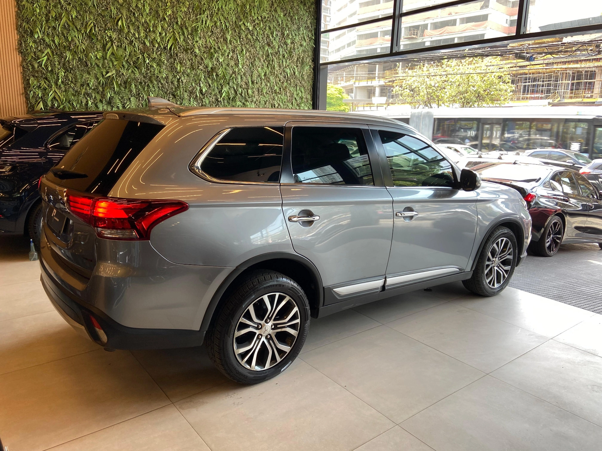 mitsubishi OUTLANDER 2.2 4X4 16V DIESEL 4P AUTOMÁTICO 2018