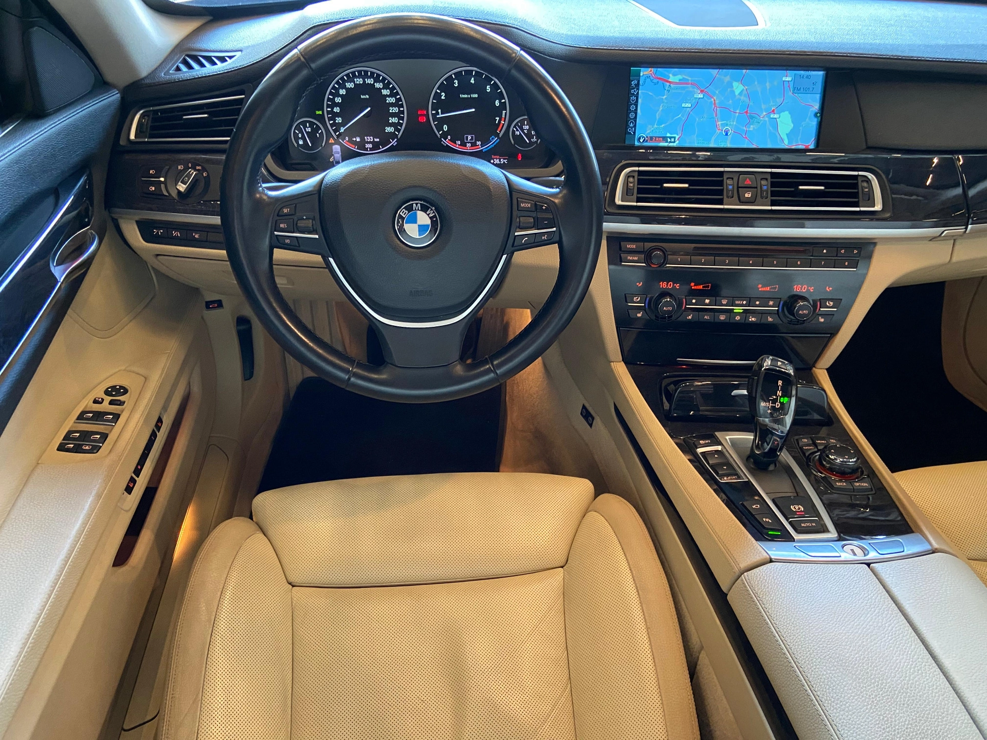 bmw 750I 4.4 UNIQUE SEDAN V8 32V GASOLINA 4P AUTOMÁTICO 2011