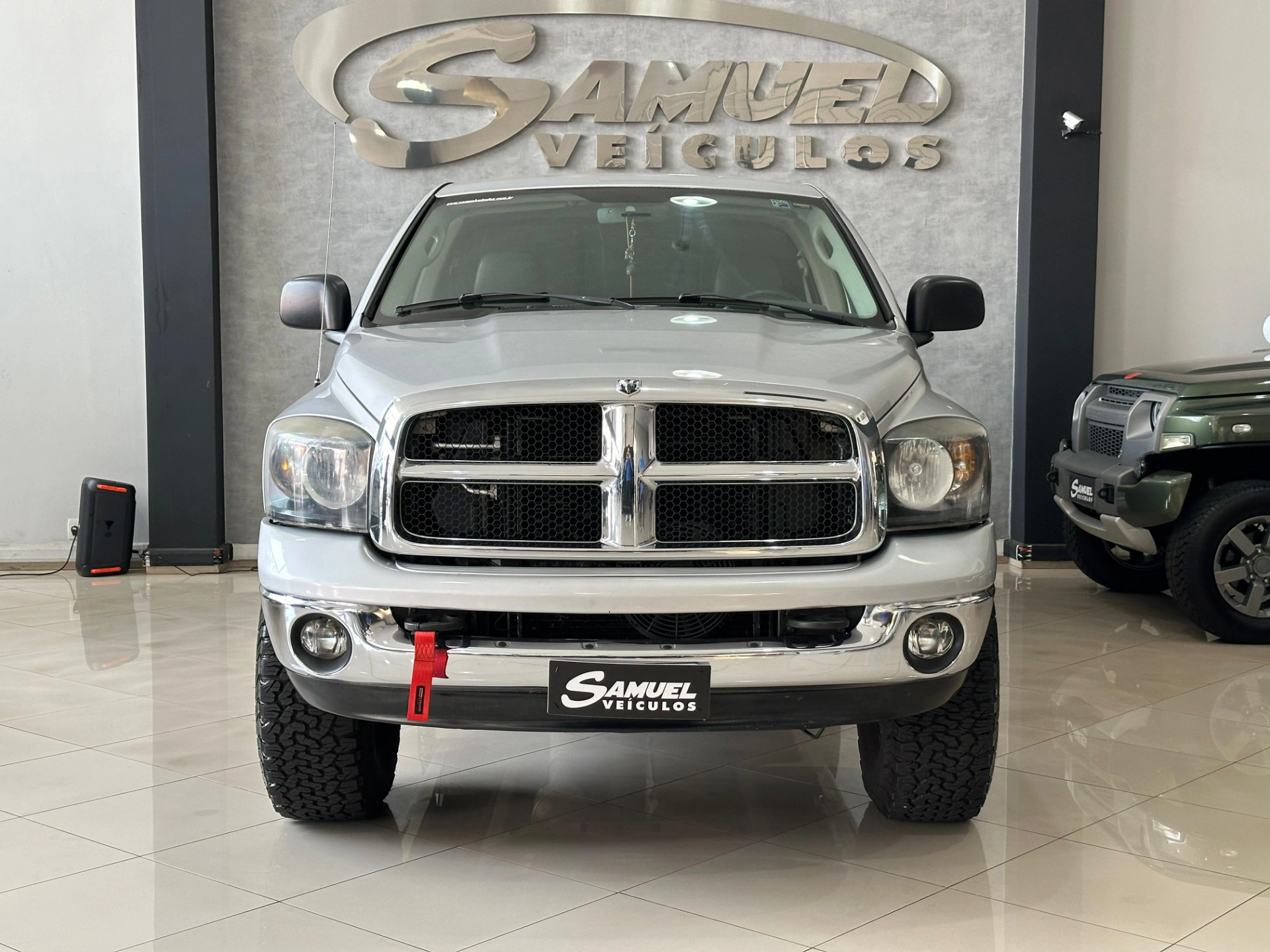 DODGE RAM 5.9 2500 SLT 4X4 CS I6 24V TURBO DIESEL 2P AUTOMÁTICO