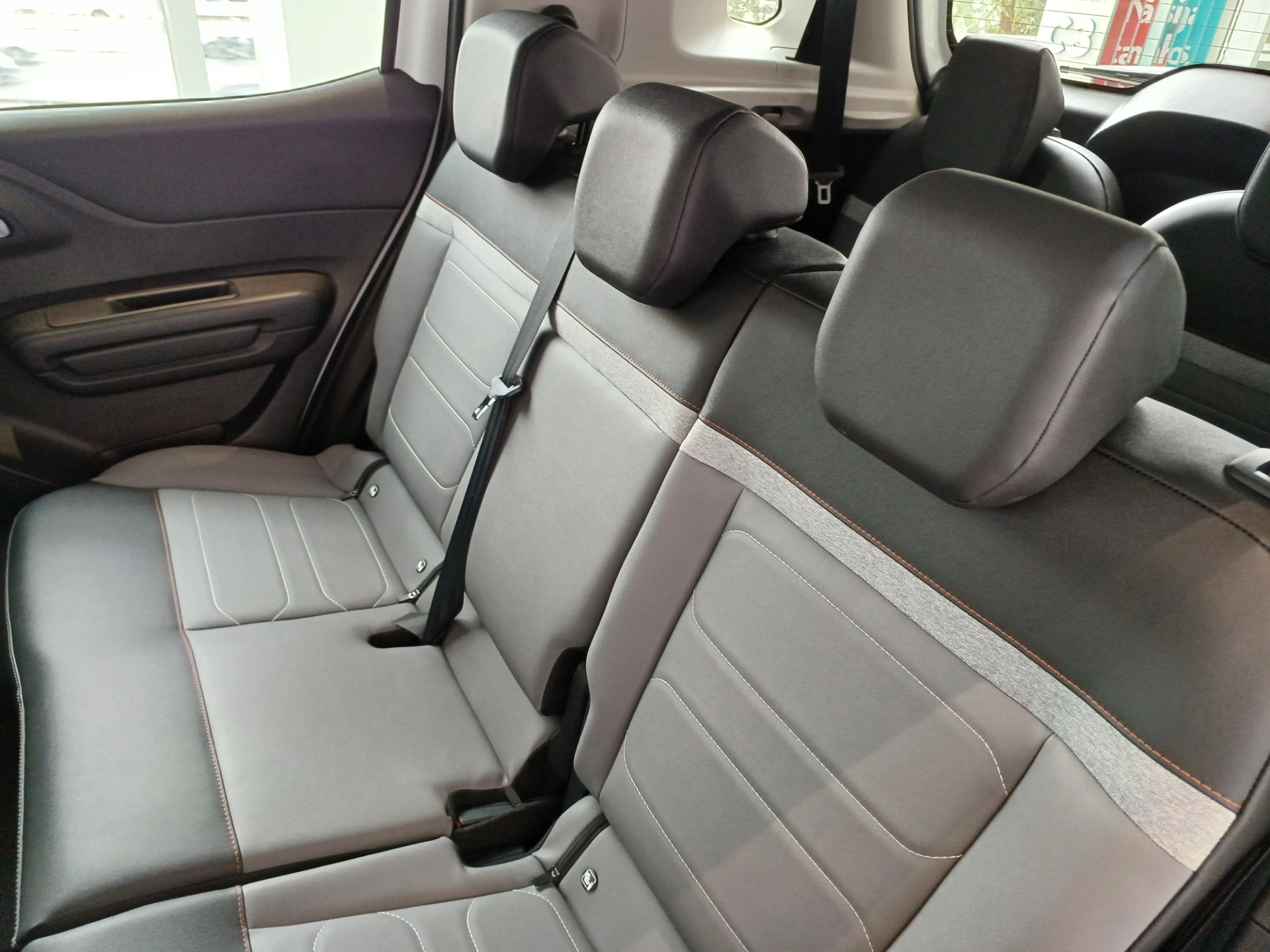 CITROËN-C3 AIRCROSS-1.0 TURBO 200 FLEX SHINE CVT