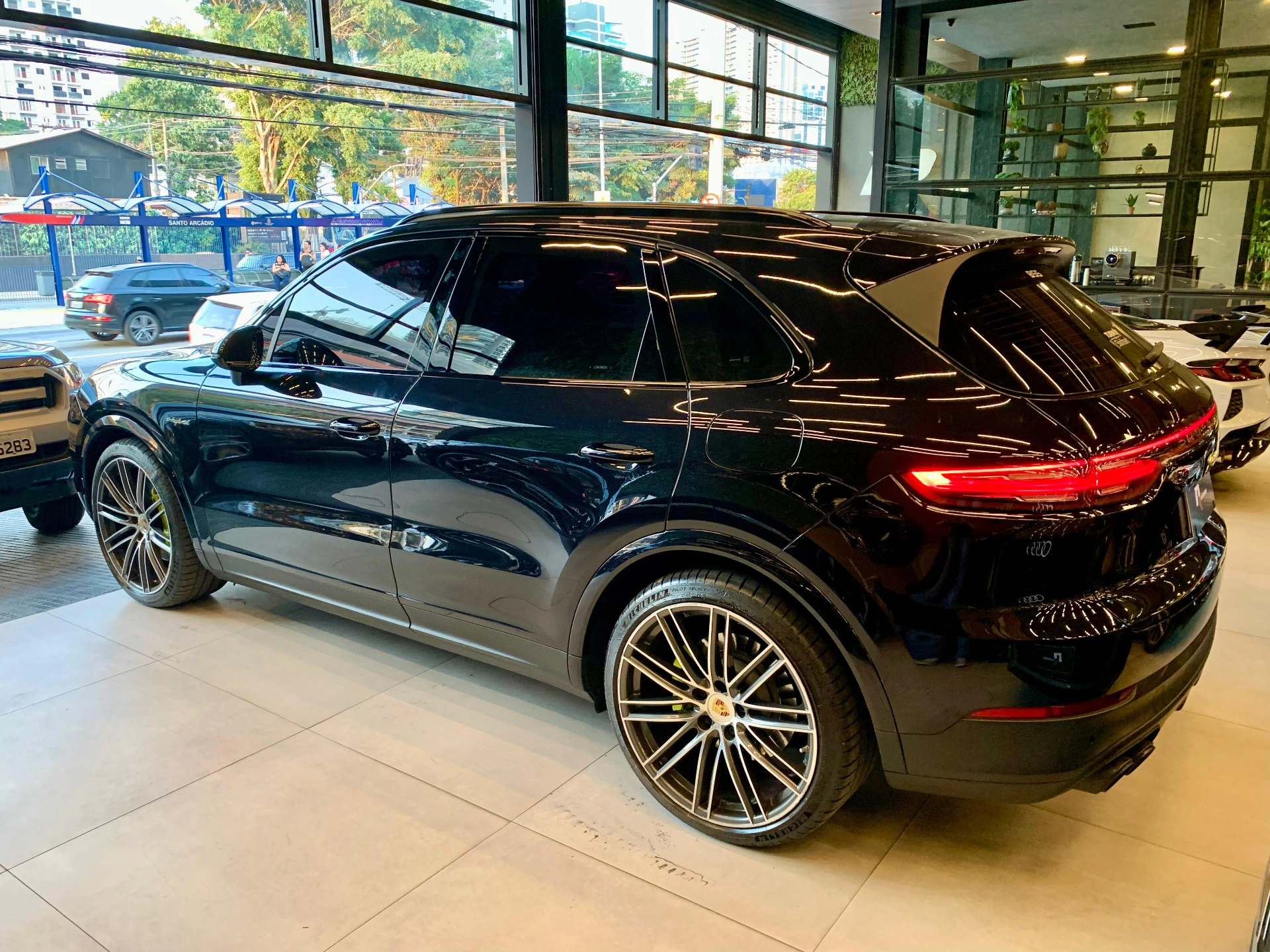 porsche CAYENNE 3.0 V6 E-HYBRID AWD TIPTRONIC S 2020