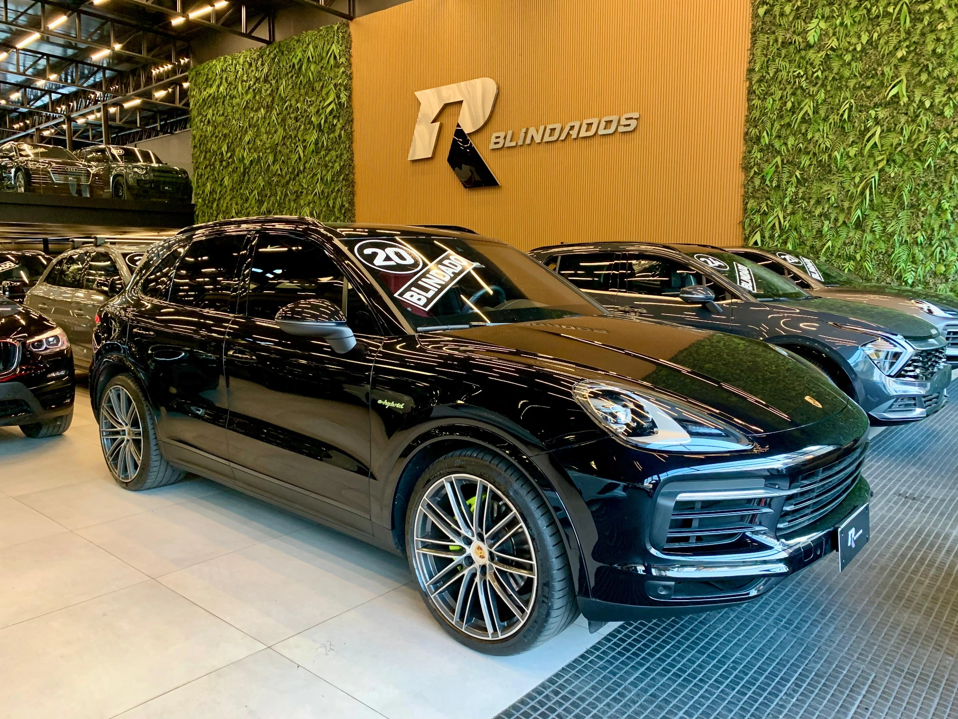 porsche CAYENNE 3.0 V6 E-HYBRID AWD TIPTRONIC S 2020