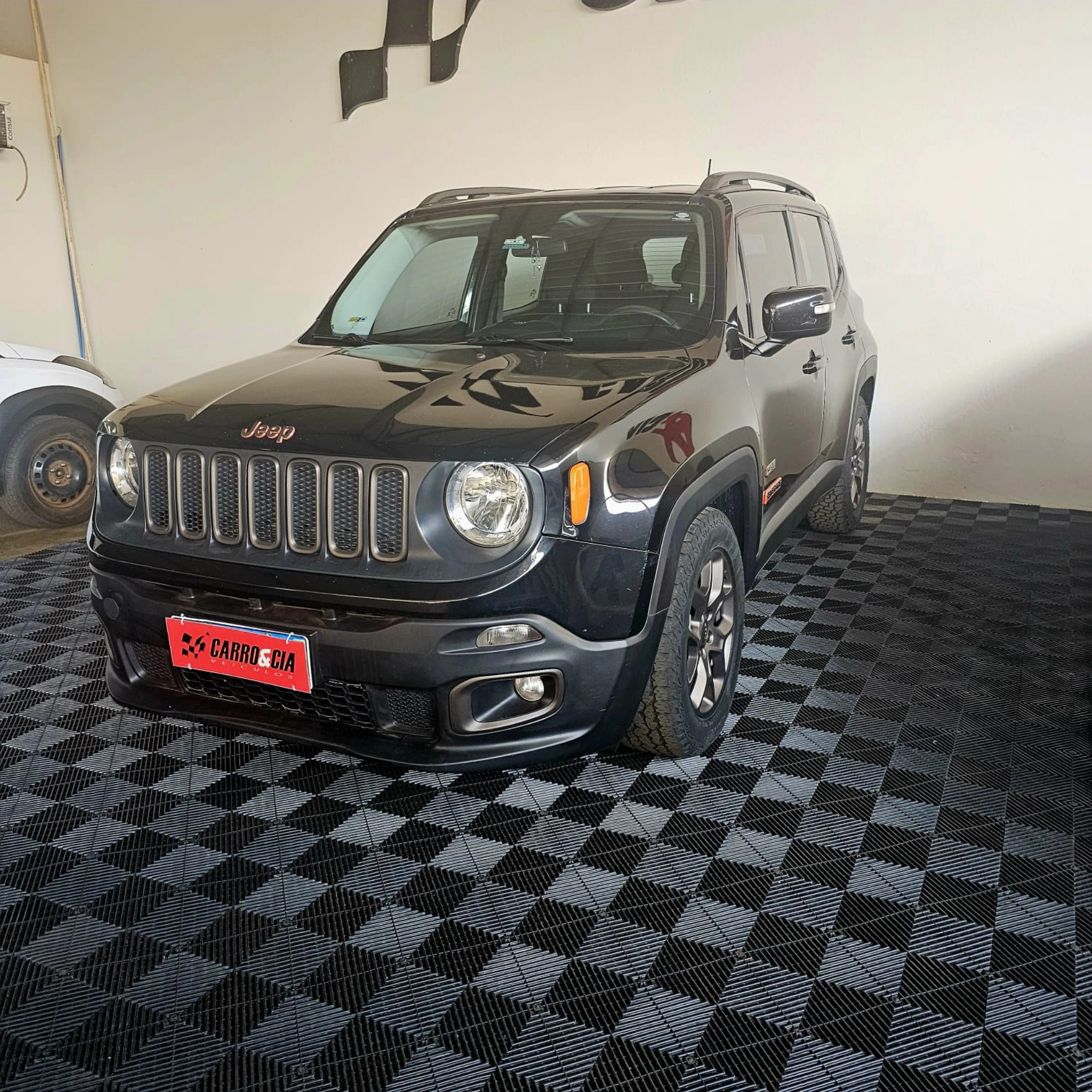 JEEP RENEGADE 1.8 16V FLEX SPORT 4P AUTOMÁTICO