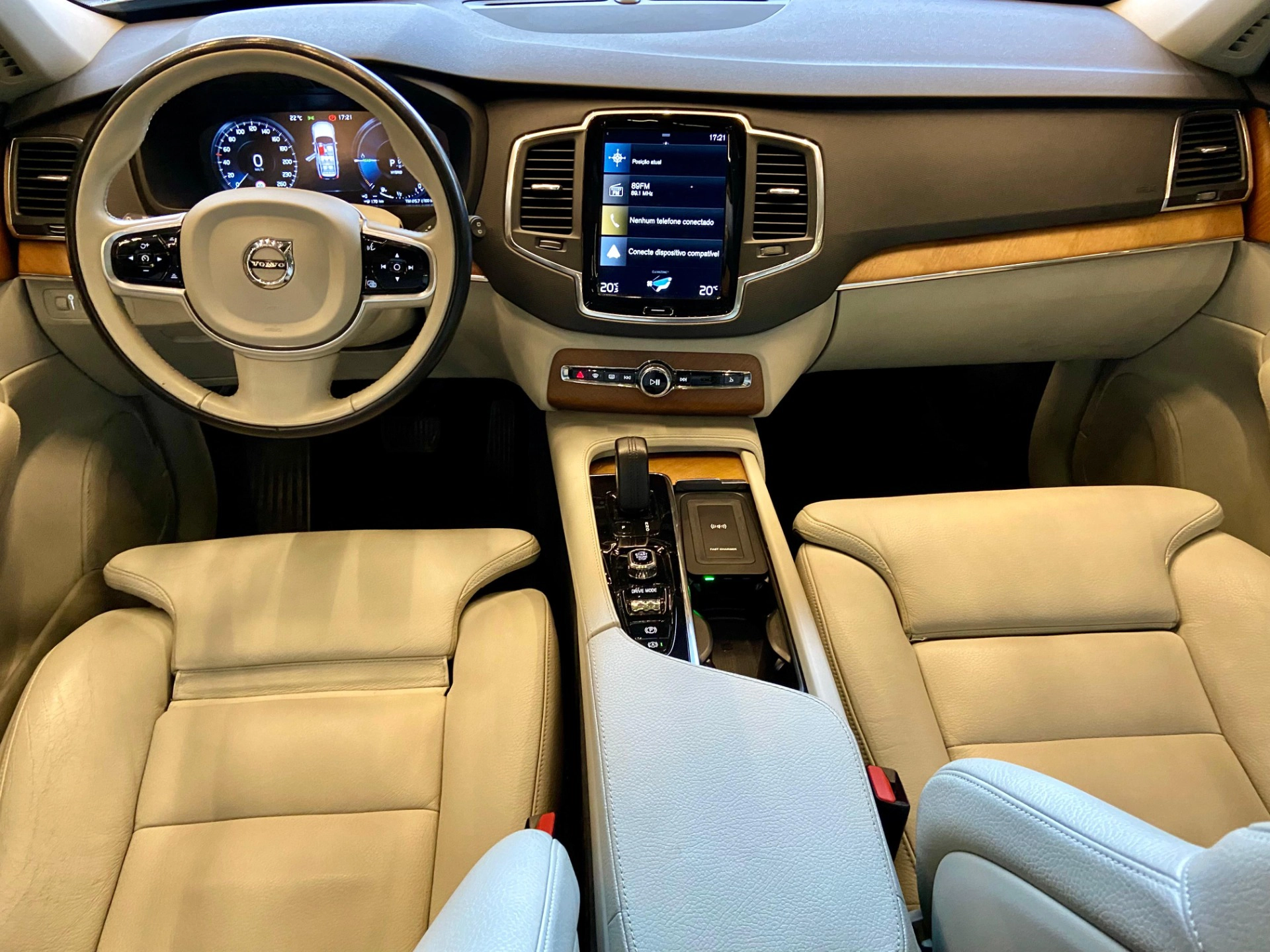 volvo XC90 2.0 T8 HYBRID MOMENTUM AWD GEARTRONIC 2021