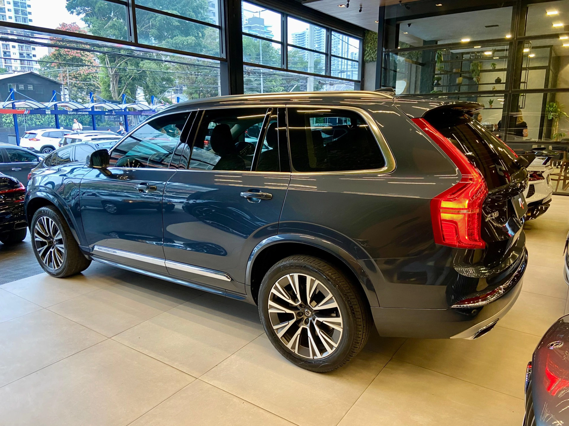 volvo XC90 2.0 T8 HYBRID MOMENTUM AWD GEARTRONIC 2021