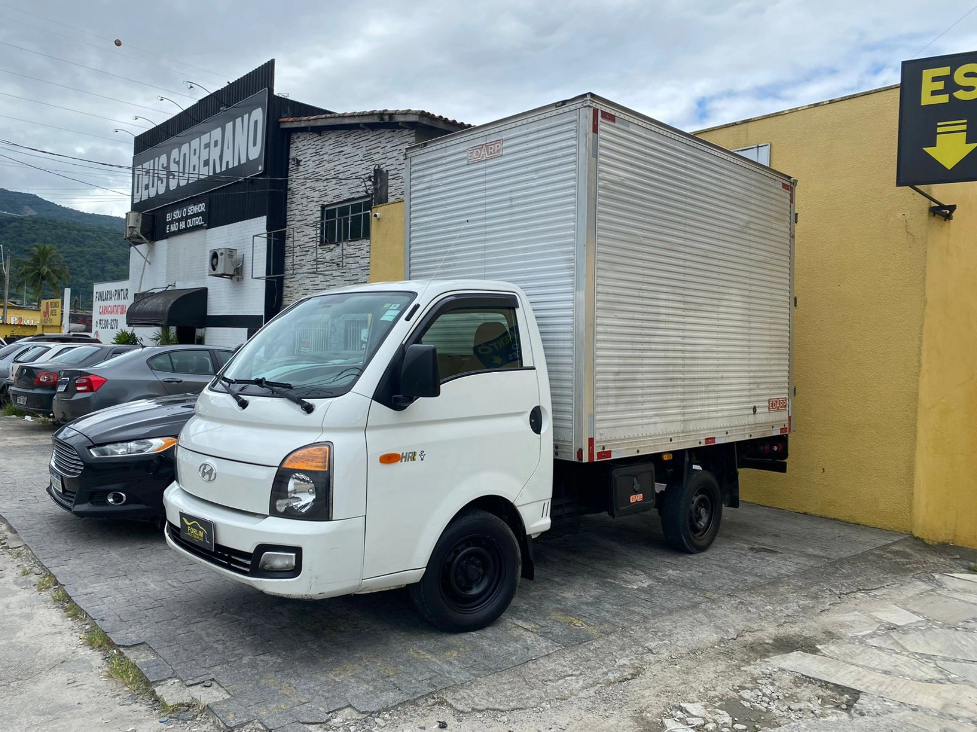 HYUNDAI HR 2.5 LONGO SEM CAÇAMBA 4X2 16V 130CV TURBO INTERCOOLER DIESEL 2P MANUAL