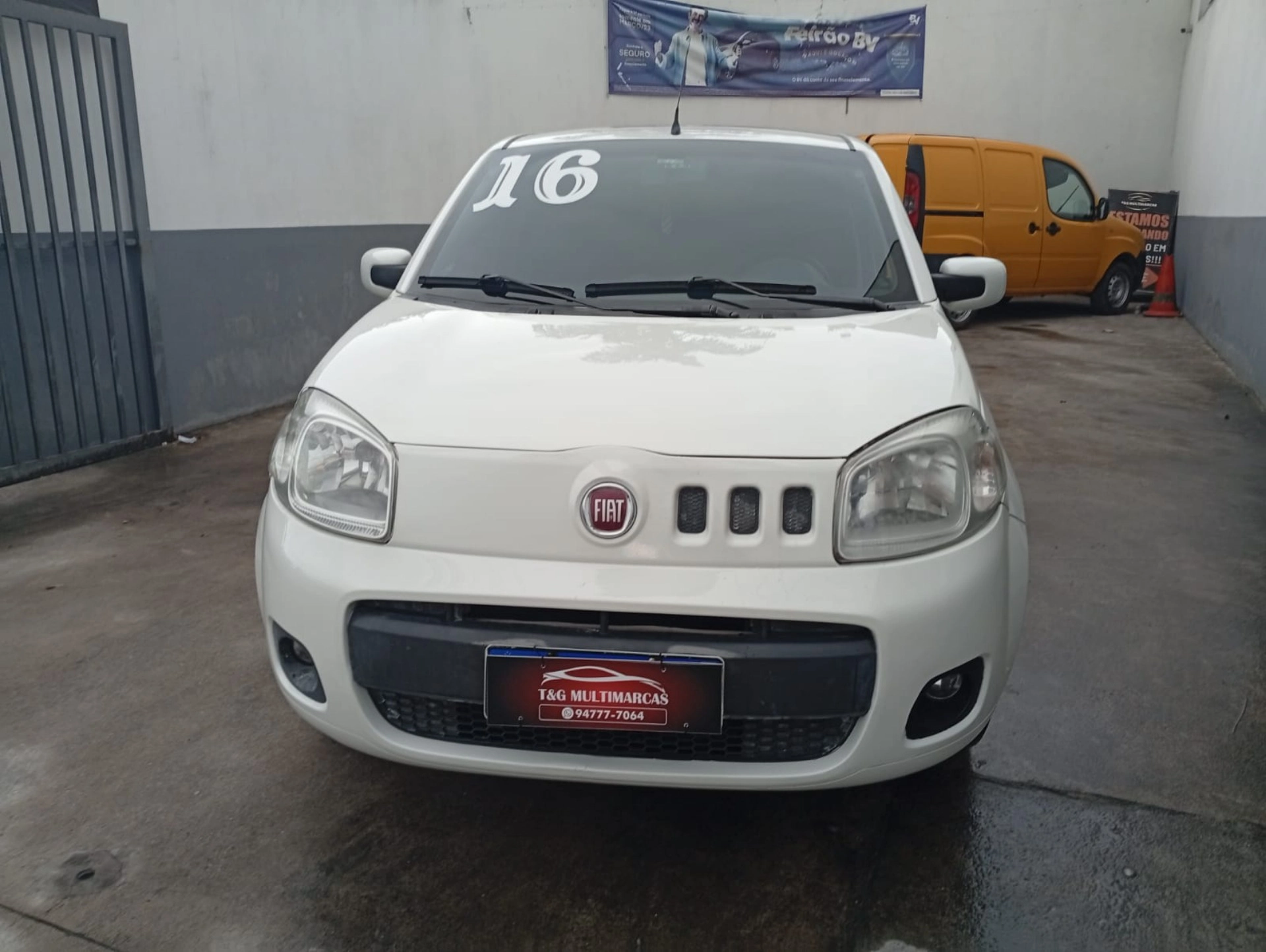 FIAT UNO 1.0 EVO VIVACE 8V FLEX 4P MANUAL