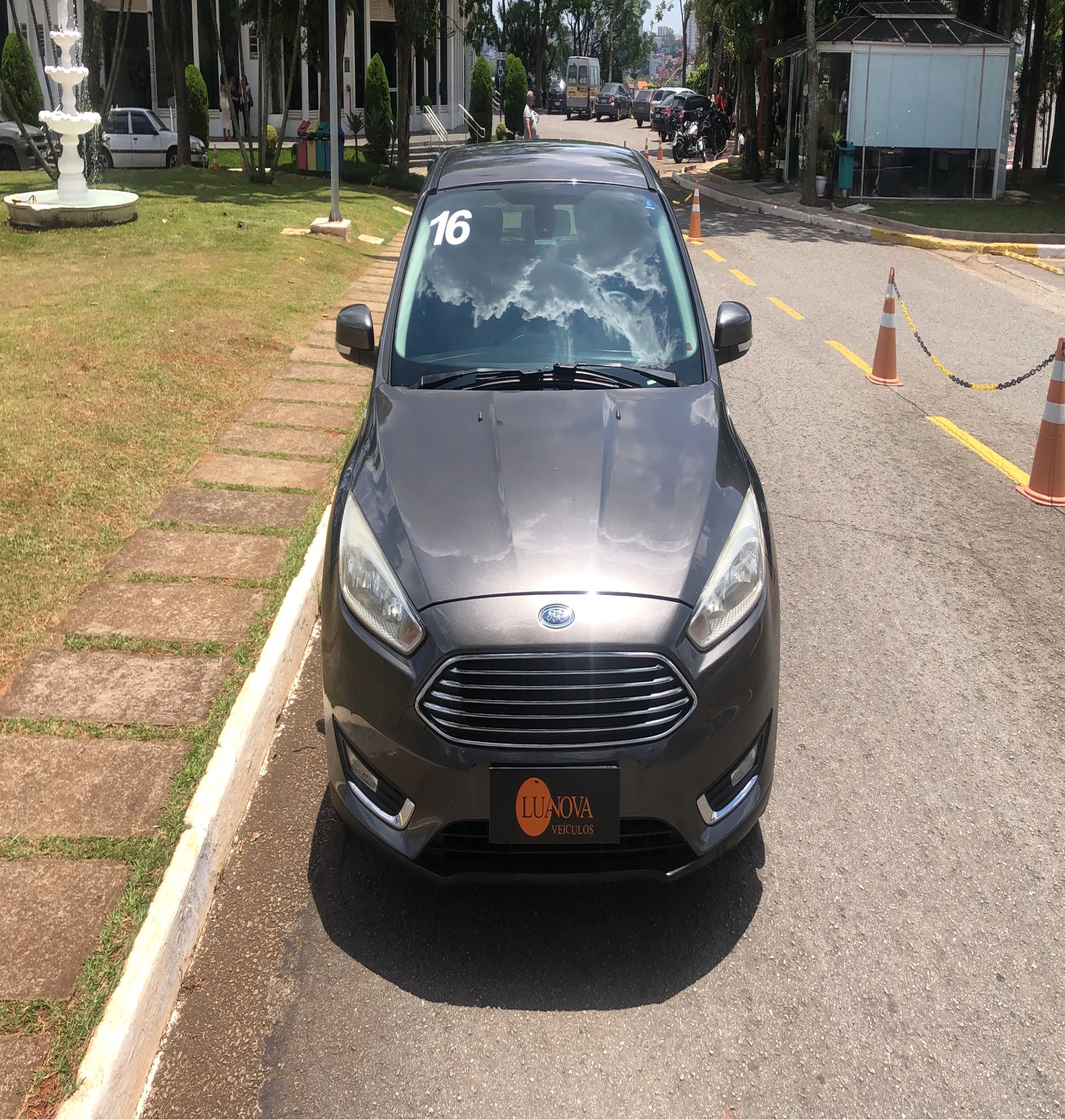 FORD FOCUS 2.0 TITANIUM 16V FLEX 4P POWERSHIFT