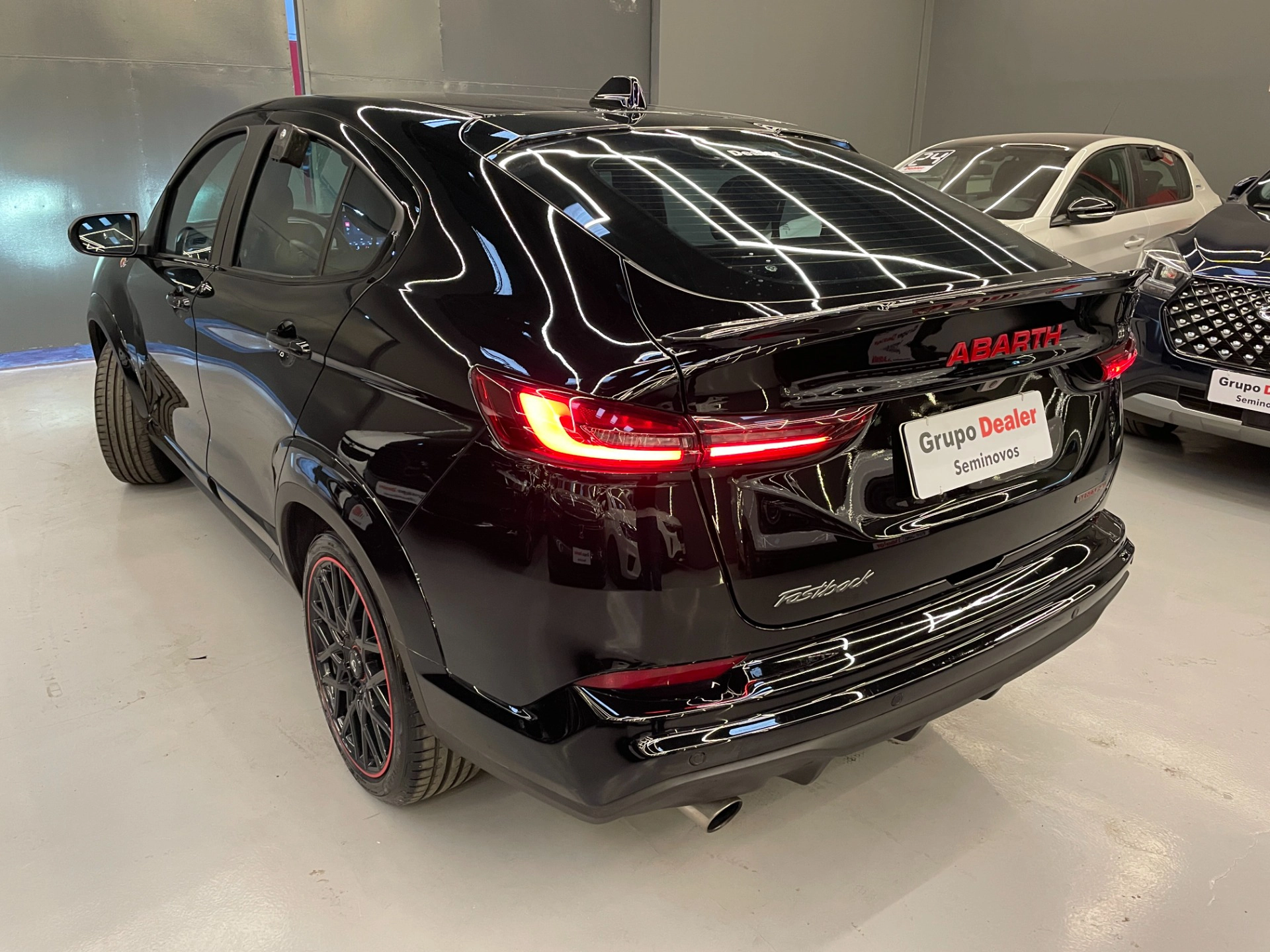 Fiat-FASTBACK-1.3 TURBO 270 FLEX ABARTH AT6