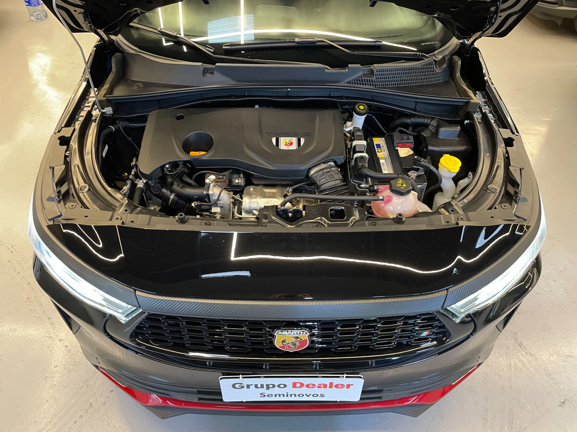 Fiat-FASTBACK-1.3 TURBO 270 FLEX ABARTH AT6