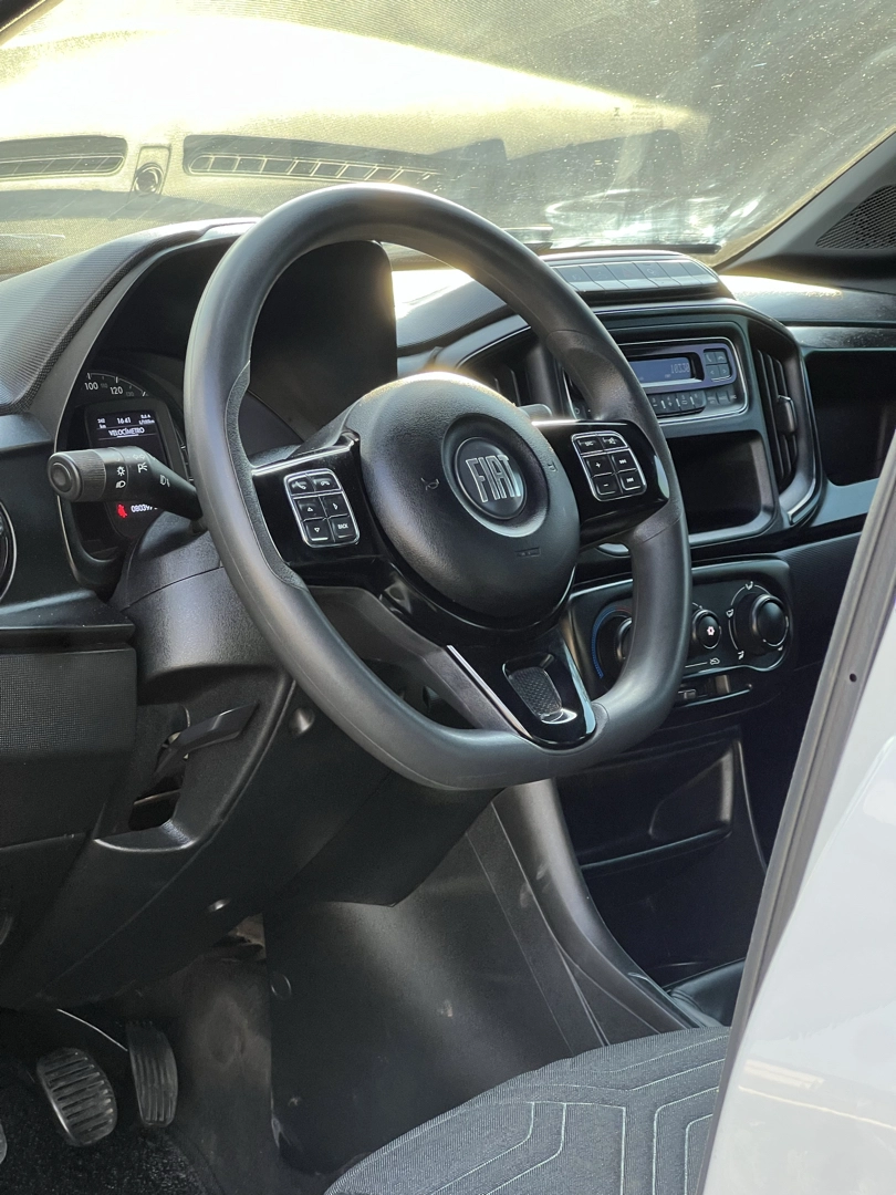 FIAT STRADA 1.3 FIREFLY FLEX FREEDOM CS MANUAL