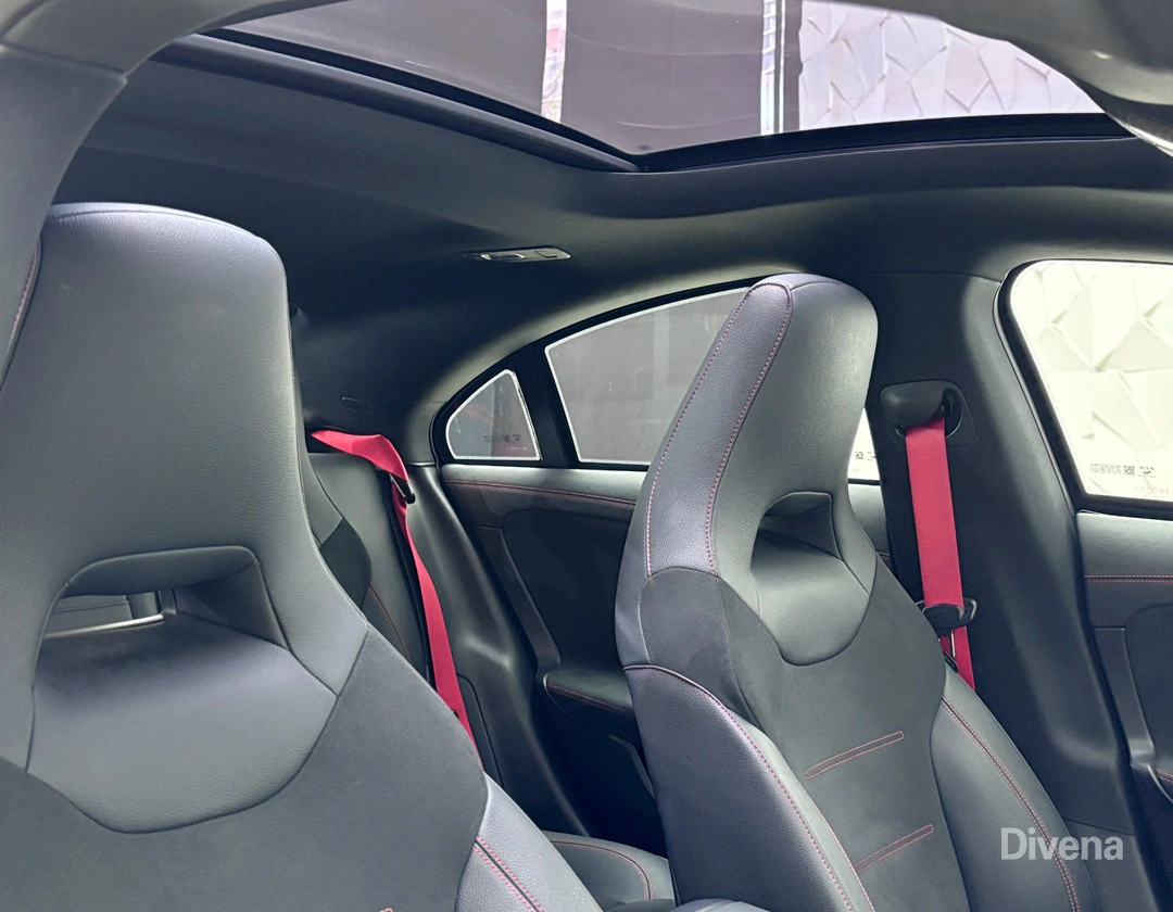 mercedes-benz CLA 35 AMG 2.0 MHEV 4MATIC 8G-DCT 20258 mercedes-benz CLA 35 AMG 2.0 MHEV 4MATIC 8G-DCT 20258