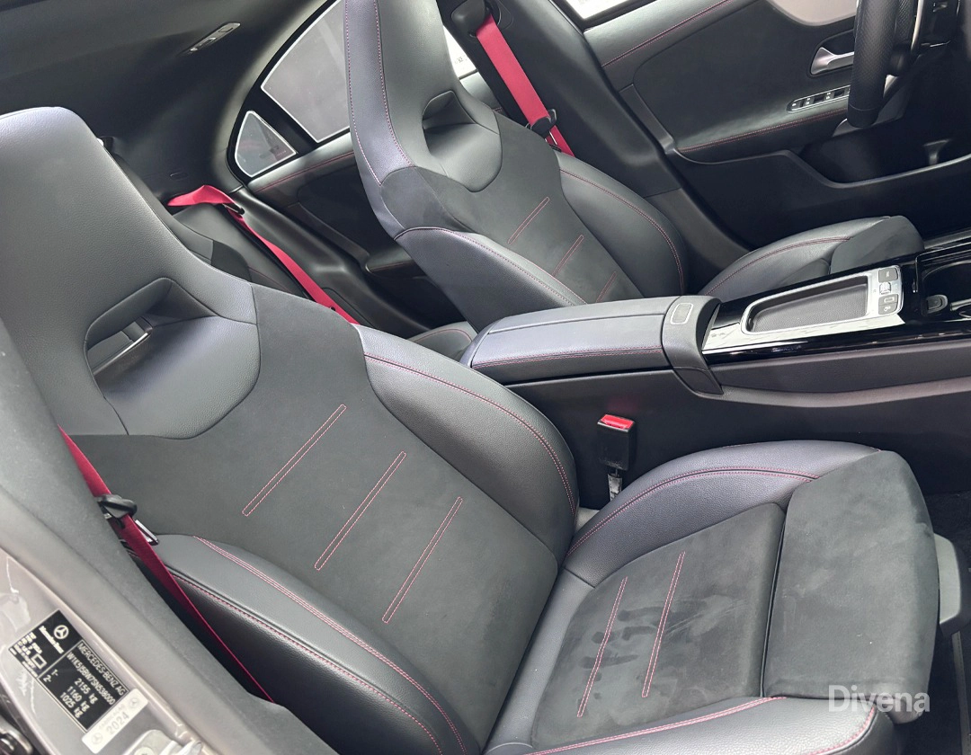 mercedes-benz CLA 35 AMG 2.0 MHEV 4MATIC 8G-DCT 20259 mercedes-benz CLA 35 AMG 2.0 MHEV 4MATIC 8G-DCT 20259