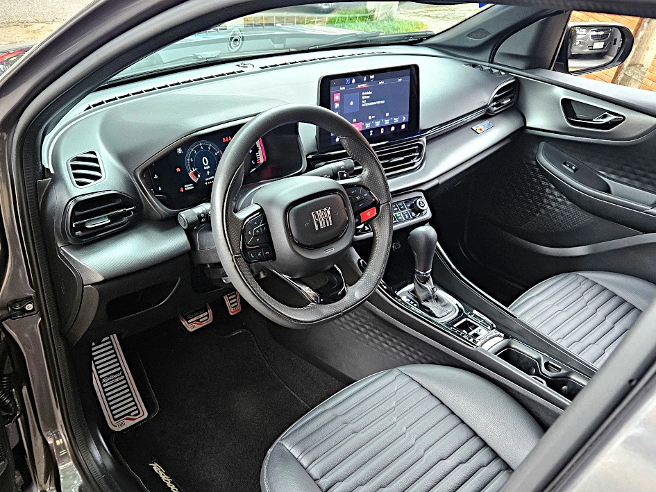 fiat FASTBACK 1.3 TURBO 270 FLEX LIMITED EDITION AT6 202318